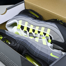 纯原外贸Denham x Nike Air Max 95 黑白绿牛仔 跑步鞋 CT1689-001 #YZ001-1 ✦ 纯原外贸Denham x Nike Air Max 95 黑白绿牛仔 跑步鞋 CT1689-001 #YZ001-1 ✦