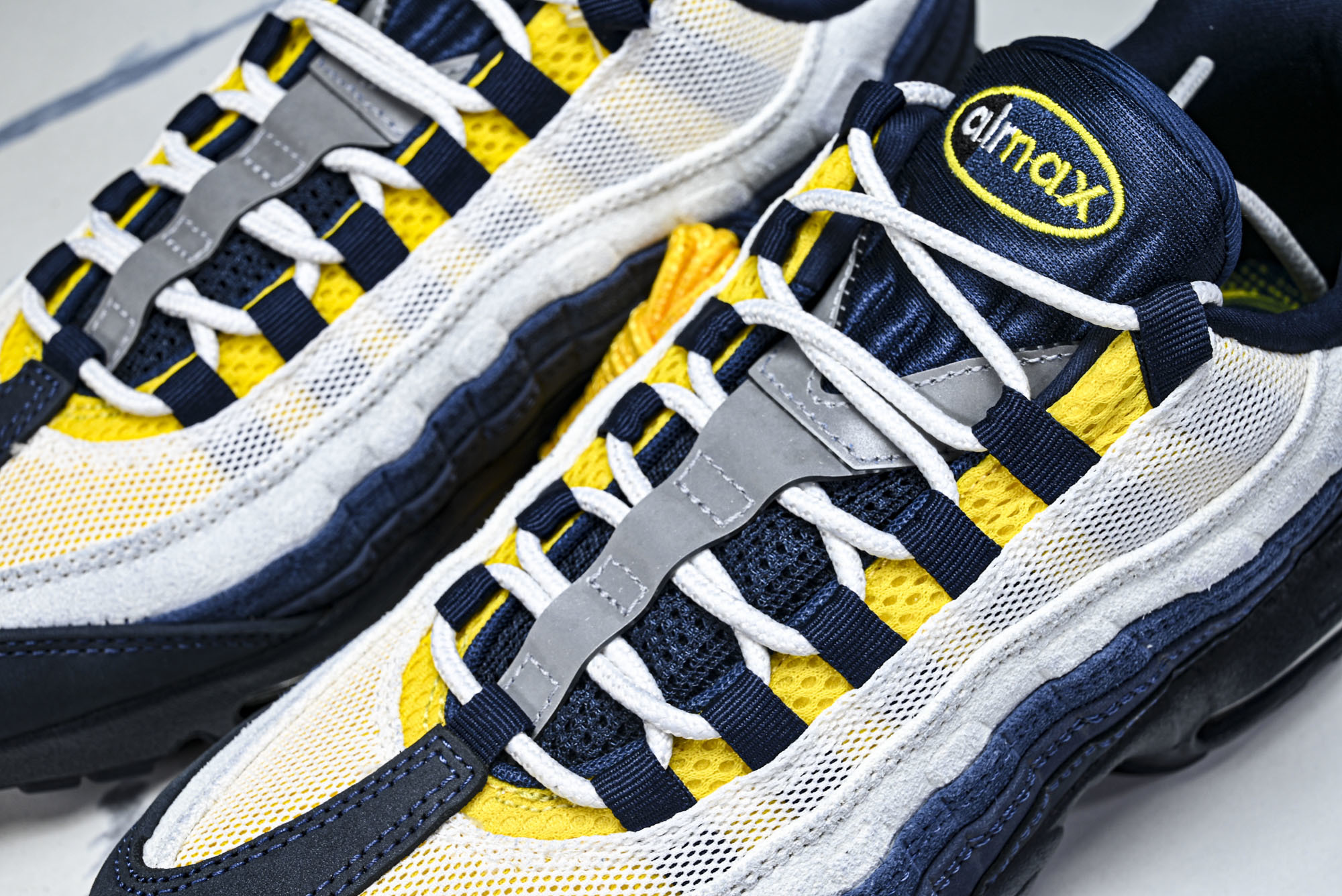 纯原外贸Eric Koston x Nike SB Air Max 95 深蓝白 耐克联名低帮气垫男女跑步鞋 HQ849 纯原外贸Eric Koston x Nike SB Air Max 95 深蓝白 耐克联名低帮气垫男女跑步鞋 HQ849