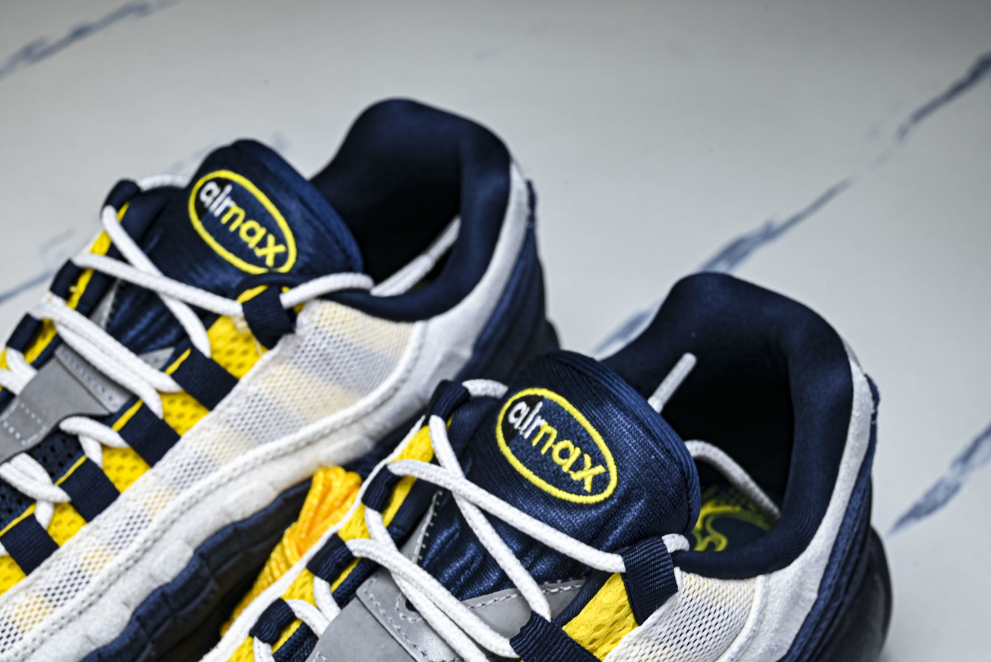 纯原外贸Eric Koston x Nike SB Air Max 95 深蓝白 耐克联名低帮气垫男女跑步鞋 HQ849 纯原外贸Eric Koston x Nike SB Air Max 95 深蓝白 耐克联名低帮气垫男女跑步鞋 HQ849