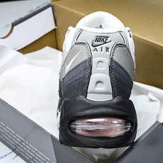 纯原外贸Eric Koston x Nike SB Air Max 95 耐克联名低帮气垫男女跑步鞋 HJ5996 00 纯原外贸Eric Koston x Nike SB Air Max 95 耐克联名低帮气垫男女跑步鞋 HJ5996 00