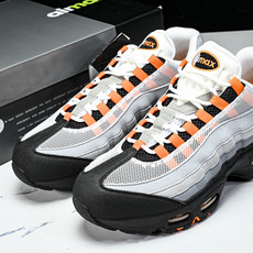 纯原外贸Eric Koston x Nike SB Air Max 95 耐克联名低帮气垫男女跑步鞋 HM4740 00 纯原外贸Eric Koston x Nike SB Air Max 95 耐克联名低帮气垫男女跑步鞋 HM4740 00