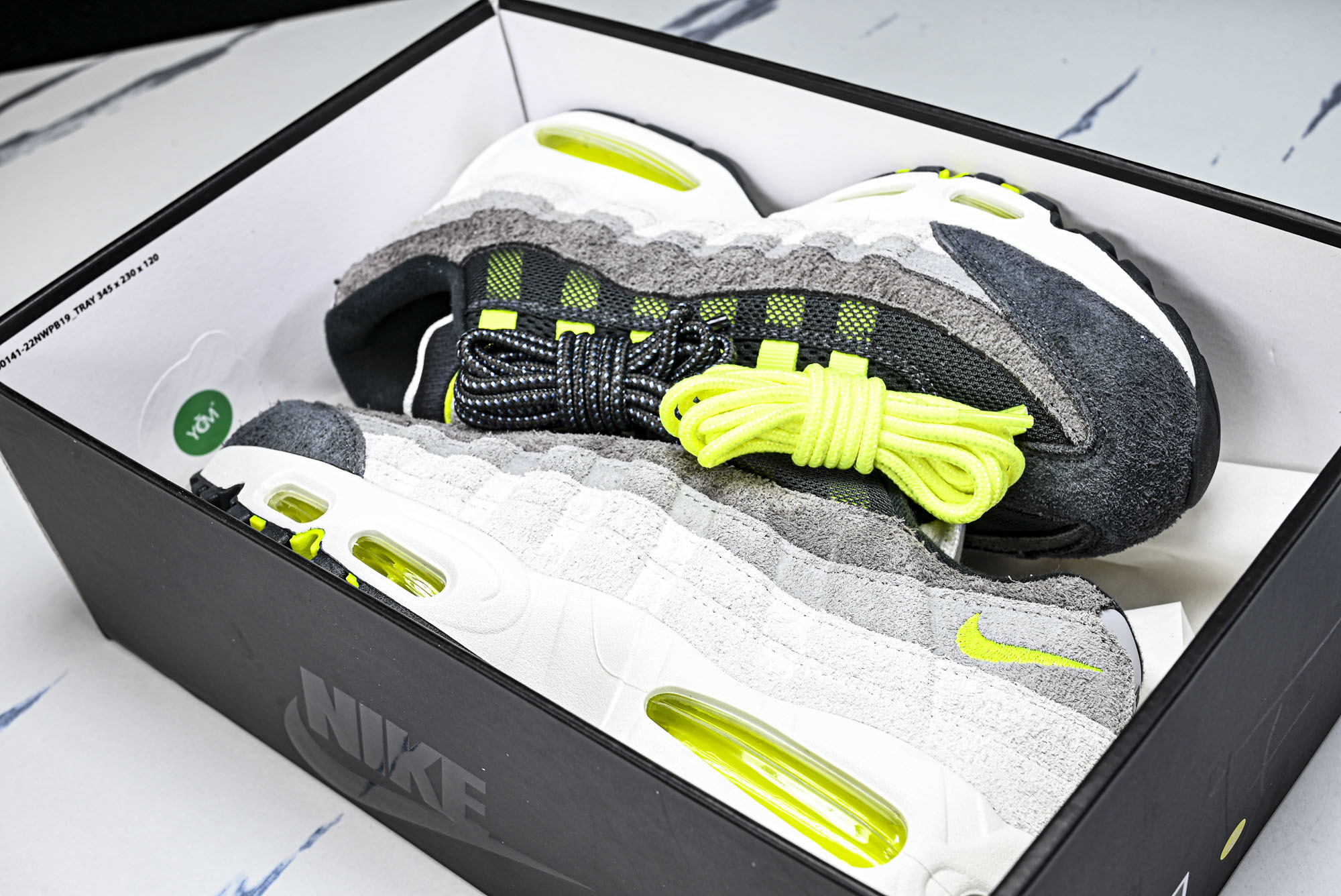 纯原外贸Eric Koston x Nike SB Air Max 95 耐克联名低帮气垫男女跑步鞋HM4738 001 纯原外贸Eric Koston x Nike SB Air Max 95 耐克联名低帮气垫男女跑步鞋HM4738 001