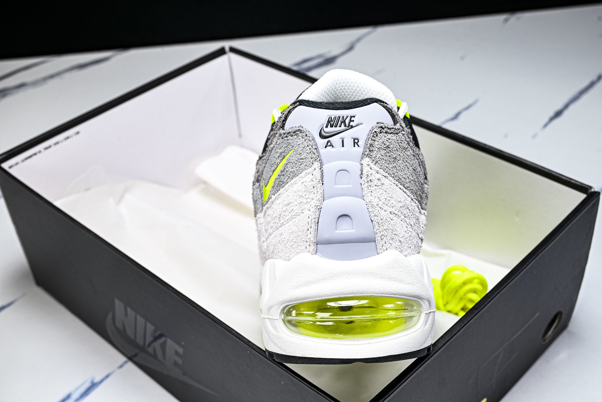 纯原外贸Eric Koston x Nike SB Air Max 95 耐克联名低帮气垫男女跑步鞋HM4738 001 纯原外贸Eric Koston x Nike SB Air Max 95 耐克联名低帮气垫男女跑步鞋HM4738 001