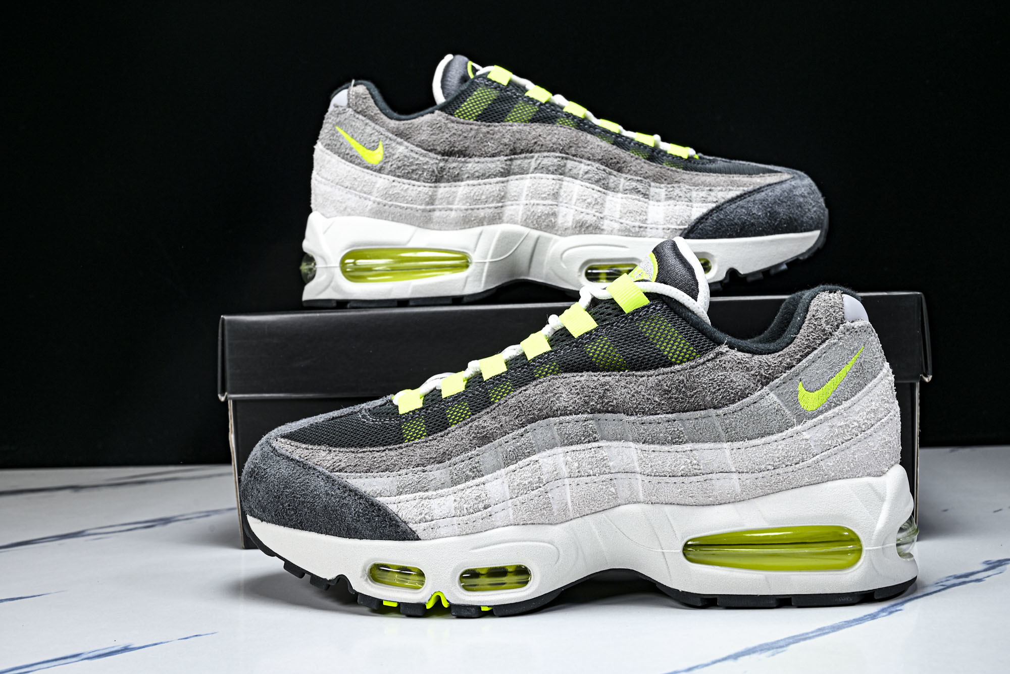 纯原外贸Eric Koston x Nike SB Air Max 95 耐克联名低帮气垫男女跑步鞋HM4738 001 纯原外贸Eric Koston x Nike SB Air Max 95 耐克联名低帮气垫男女跑步鞋HM4738 001