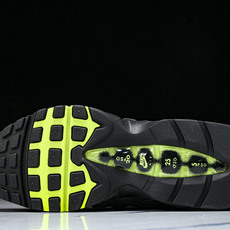 纯原外贸Eric Koston x Nike SB Air Max 95 耐克联名低帮气垫男女跑步鞋HM4740 001 纯原外贸Eric Koston x Nike SB Air Max 95 耐克联名低帮气垫男女跑步鞋HM4740 001