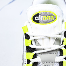 纯原外贸Eric Koston x Nike SB Air Max 95 耐克联名低帮气垫男女跑步鞋HM4740 001 纯原外贸Eric Koston x Nike SB Air Max 95 耐克联名低帮气垫男女跑步鞋HM4740 001