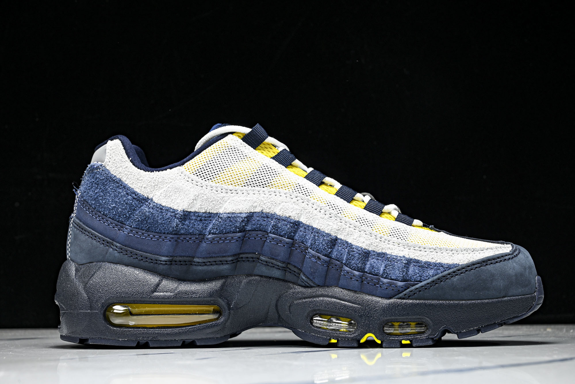 纯原外贸Eric Koston x Nike SB Air Max 95 耐克联名低帮气垫男跑步鞋HQ8492 400 纯原外贸Eric Koston x Nike SB Air Max 95 耐克联名低帮气垫男跑步鞋HQ8492 400