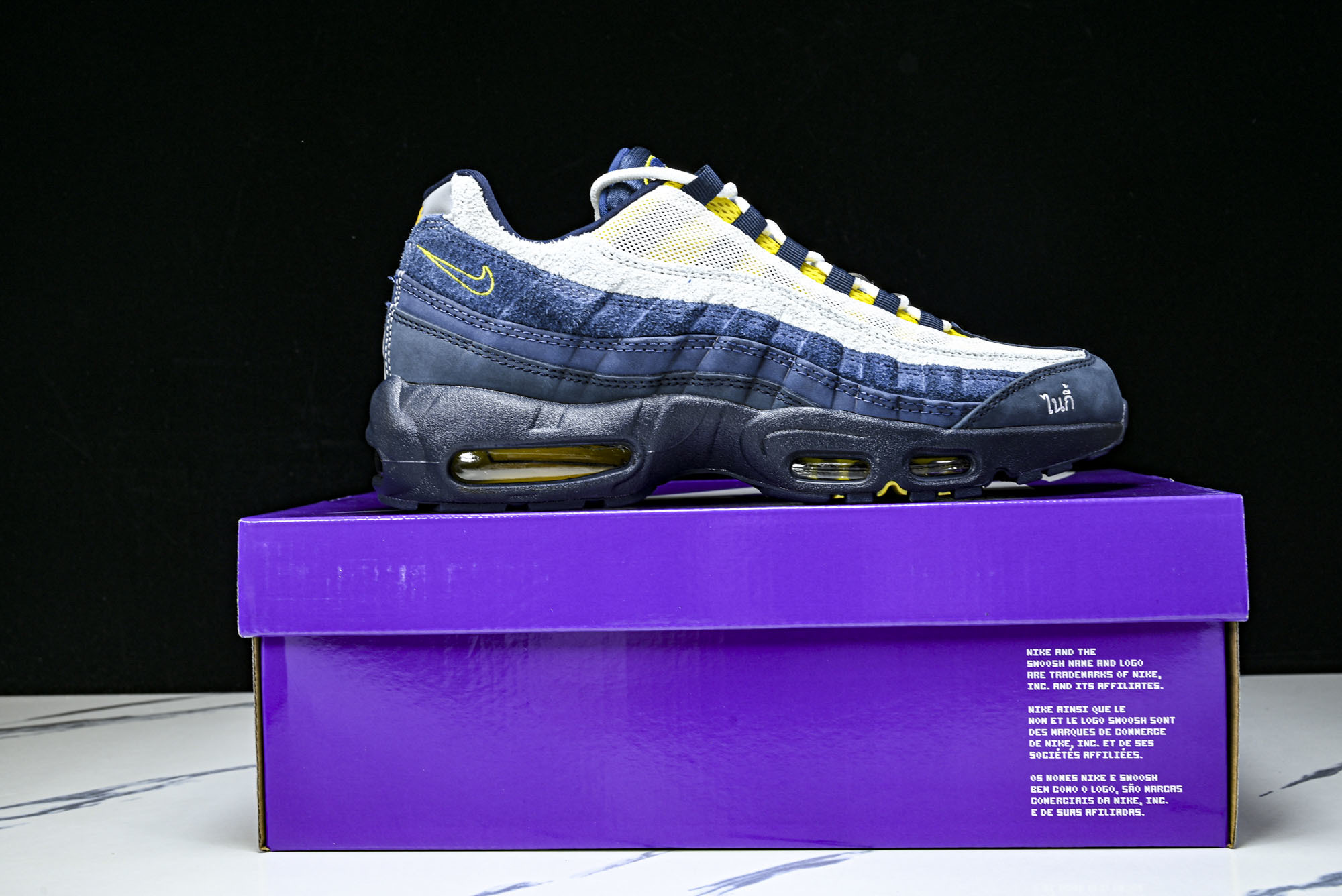 纯原外贸Eric Koston x Nike SB Air Max 95 耐克联名低帮气垫男跑步鞋HQ8492 400 纯原外贸Eric Koston x Nike SB Air Max 95 耐克联名低帮气垫男跑步鞋HQ8492 400