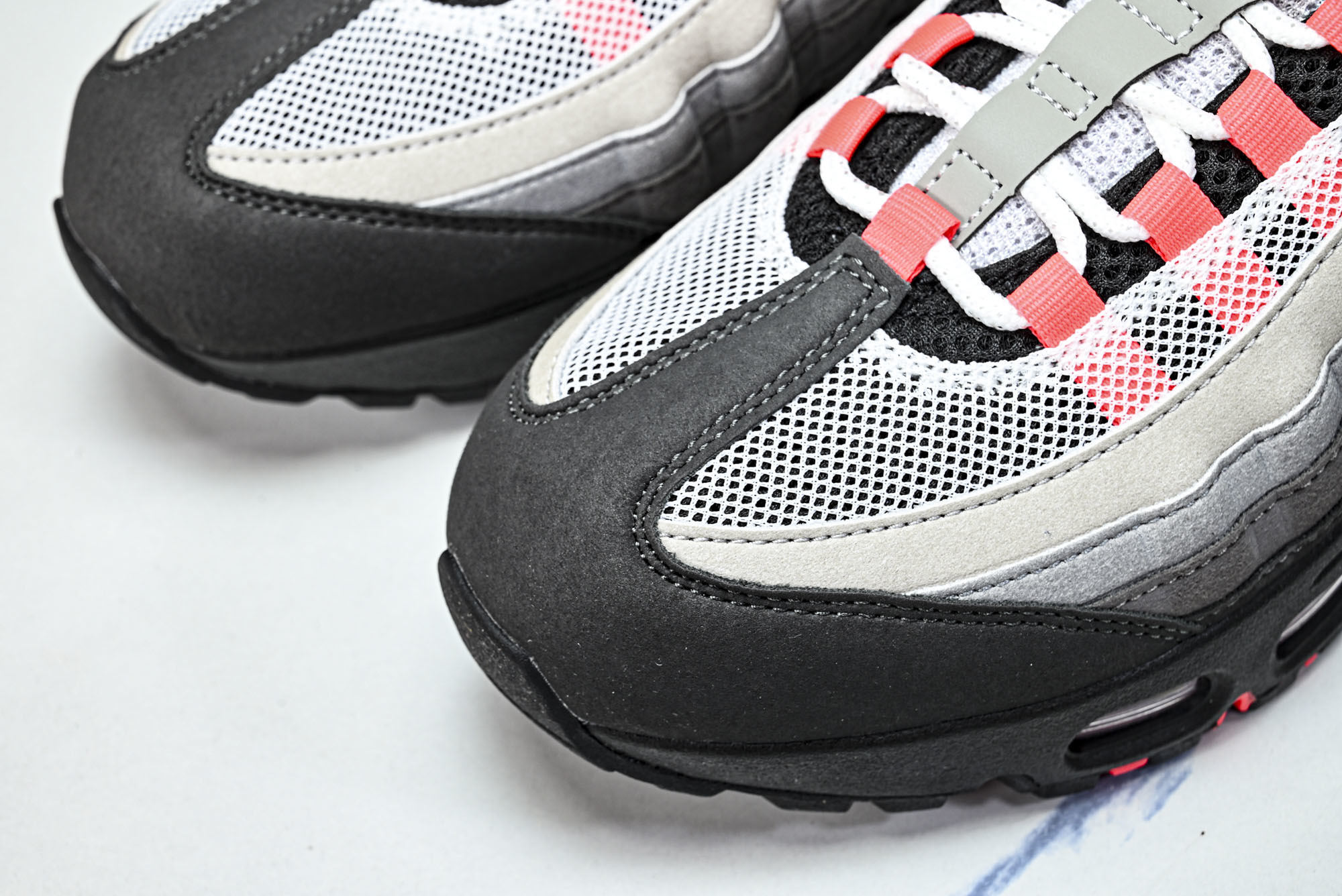 纯原外贸Eric Koston x Nike SB Air Max 95 耐克联名低帮气垫男跑步鞋IM7410 001 纯原外贸Eric Koston x Nike SB Air Max 95 耐克联名低帮气垫男跑步鞋IM7410 001
