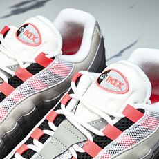 纯原外贸Eric Koston x Nike SB Air Max 95 耐克联名低帮气垫男跑步鞋IM7410 001 纯原外贸Eric Koston x Nike SB Air Max 95 耐克联名低帮气垫男跑步鞋IM7410 001