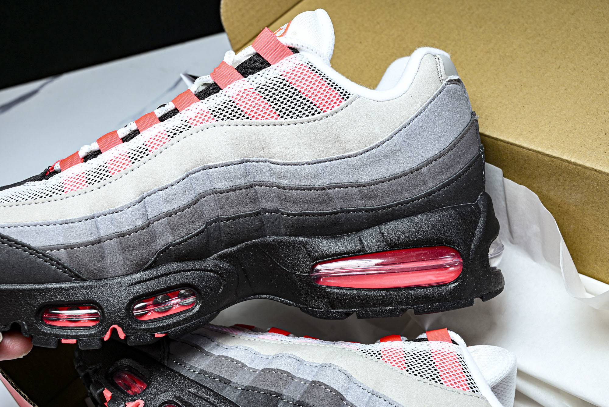 纯原外贸Eric Koston x Nike SB Air Max 95 耐克联名低帮气垫男跑步鞋IM7410 001 纯原外贸Eric Koston x Nike SB Air Max 95 耐克联名低帮气垫男跑步鞋IM7410 001