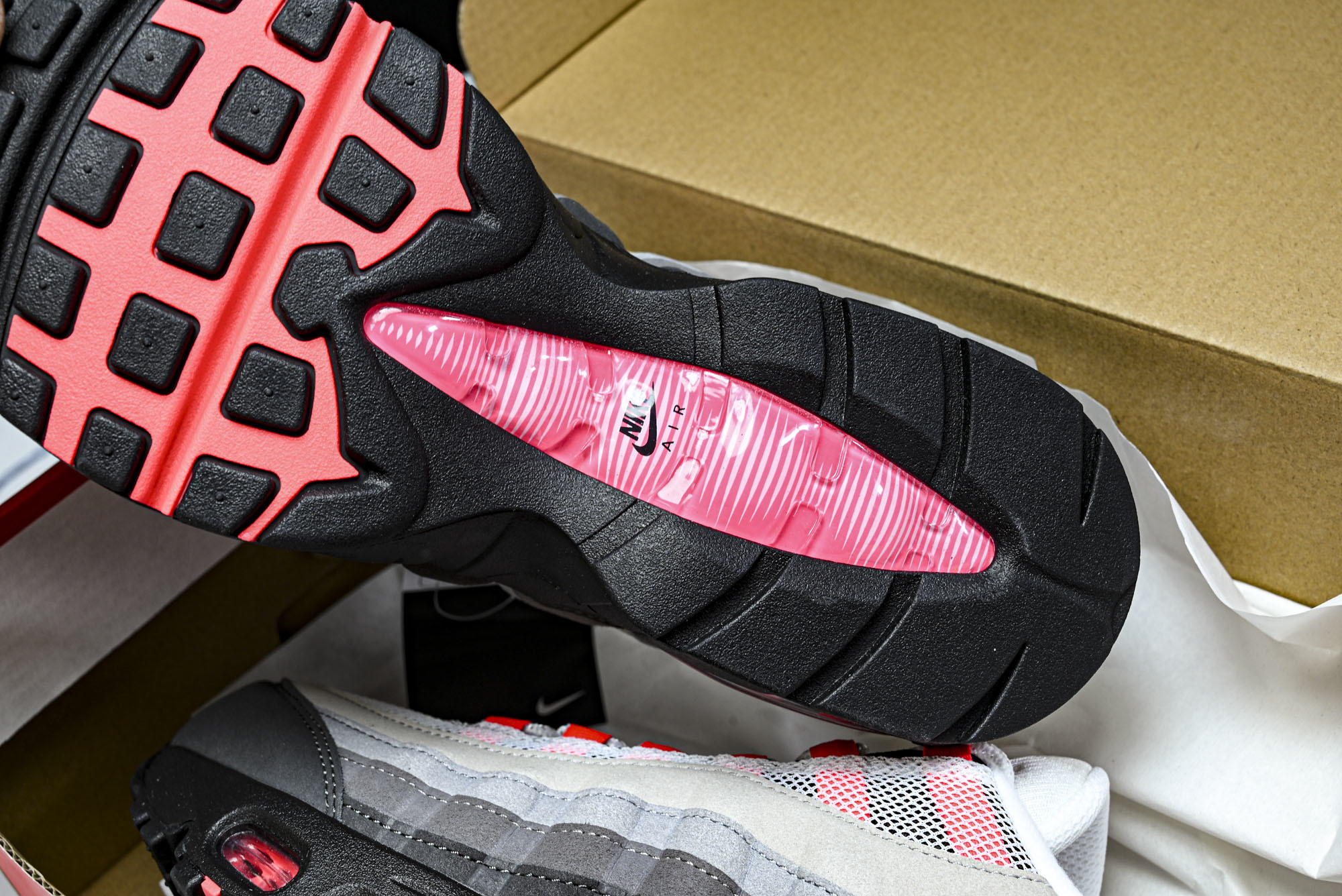 纯原外贸Eric Koston x Nike SB Air Max 95 耐克联名低帮气垫男跑步鞋IM7410 001 纯原外贸Eric Koston x Nike SB Air Max 95 耐克联名低帮气垫男跑步鞋IM7410 001
