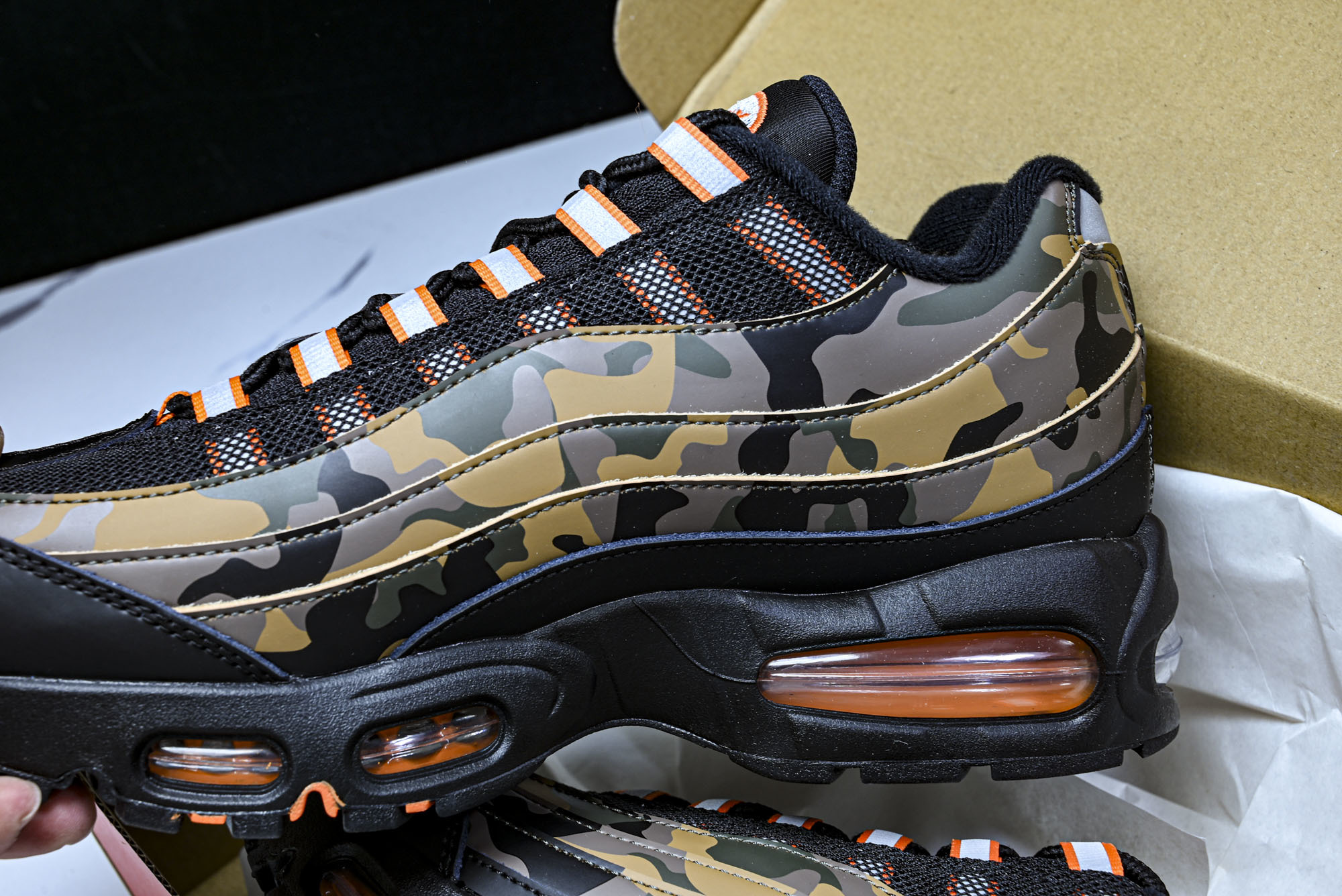 纯原外贸Nike Air Max 95 OG 复古减震气垫跑鞋 HQ1973-001 #YZ001-1 ✦原版1:1 制 纯原外贸Nike Air Max 95 OG 复古减震气垫跑鞋 HQ1973-001 #YZ001-1 ✦原版1:1 制