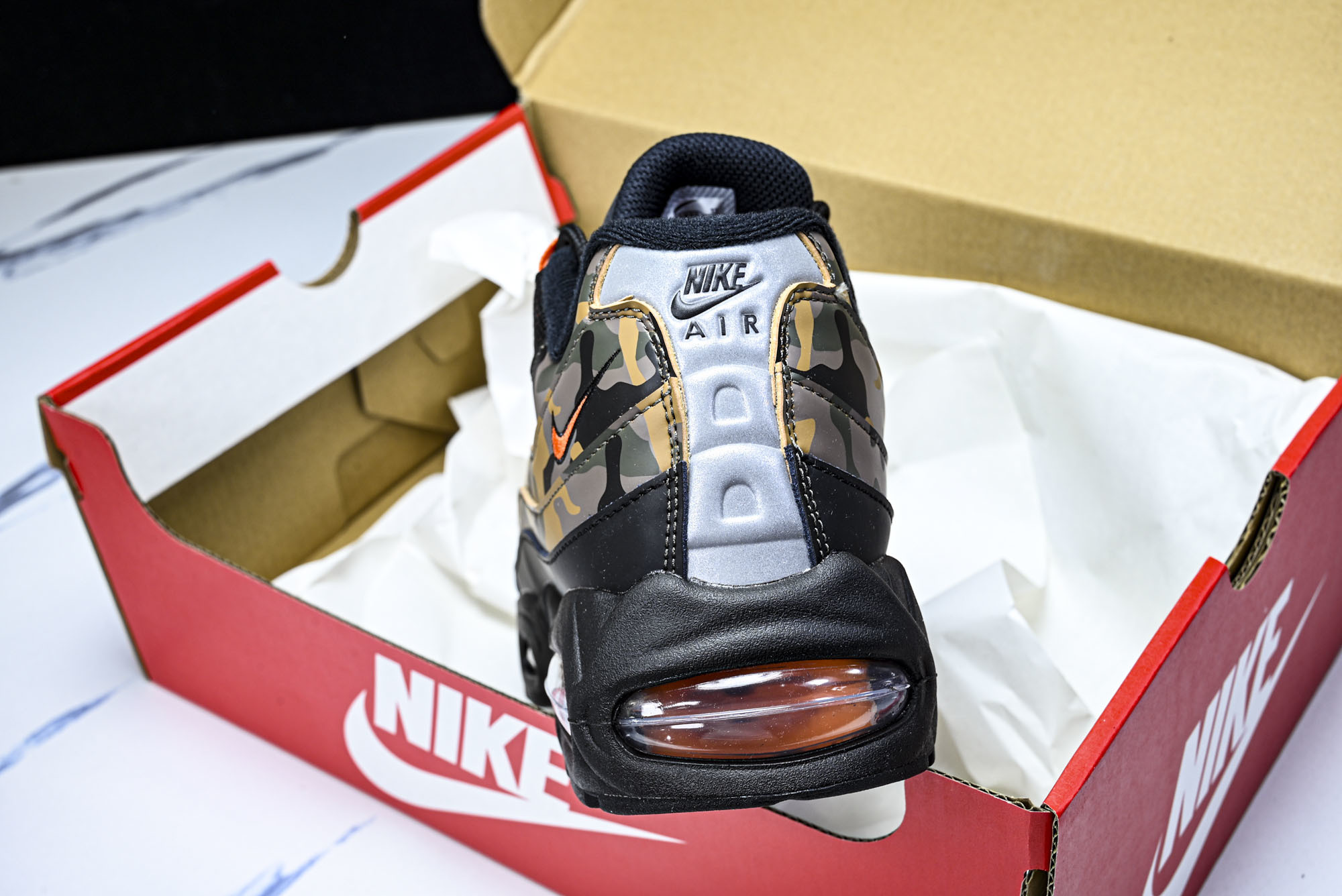 纯原外贸Nike Air Max 95 OG 复古减震气垫跑鞋 HQ1973-001 #YZ001-1 ✦原版1:1 制 纯原外贸Nike Air Max 95 OG 复古减震气垫跑鞋 HQ1973-001 #YZ001-1 ✦原版1:1 制