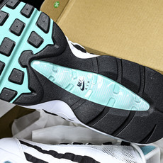 纯原外贸Nike Air Max 95 OG 复古减震气垫跑鞋 IM7409 100 #YZ001-1 ✦原版1:1 制 纯原外贸Nike Air Max 95 OG 复古减震气垫跑鞋 IM7409 100 #YZ001-1 ✦原版1:1 制