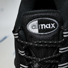 纯原外贸Nike Air Max 95 OG 复古减震气垫跑鞋R1474-010 #YZ001-1 ✦原版1:1 制作 纯原外贸Nike Air Max 95 OG 复古减震气垫跑鞋R1474-010 #YZ001-1 ✦原版1:1 制作