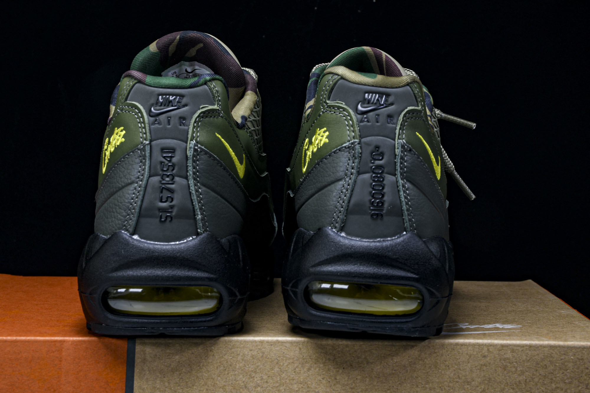 纯原外贸Nike Air Max 95 复古减震气垫跑鞋 FB2709 300 #YZ001-1 ✦原版1:1 制作 全 纯原外贸Nike Air Max 95 复古减震气垫跑鞋 FB2709 300 #YZ001-1 ✦原版1:1 制作 全