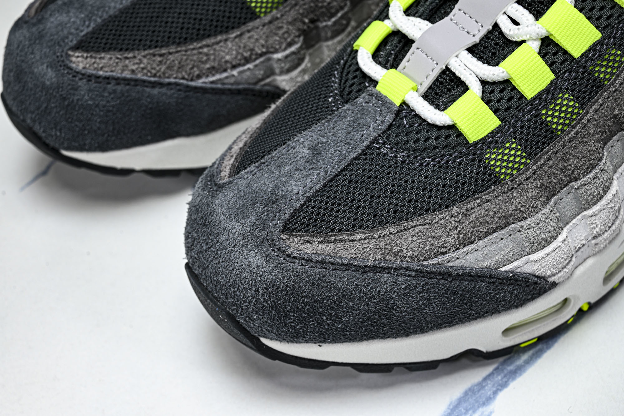 纯原外贸Nike Air Max 95 复古减震气垫跑鞋 HM4738 001 #YZ001-1 ✦原版1:1 制作 全 纯原外贸Nike Air Max 95 复古减震气垫跑鞋 HM4738 001 #YZ001-1 ✦原版1:1 制作 全