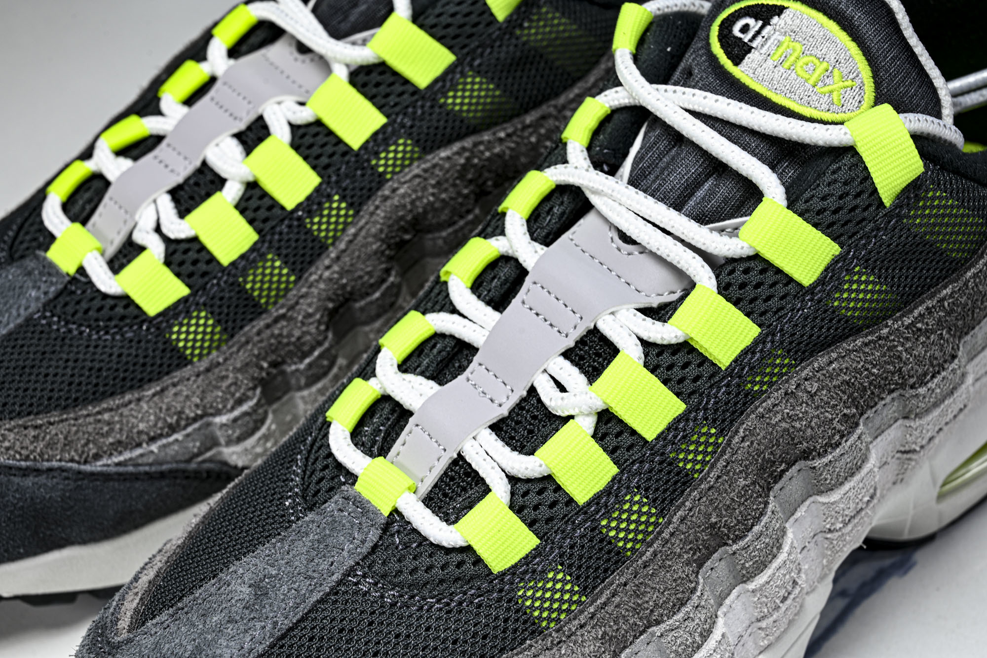 纯原外贸Nike Air Max 95 复古减震气垫跑鞋 HM4738 001 #YZ001-1 ✦原版1:1 制作 全 纯原外贸Nike Air Max 95 复古减震气垫跑鞋 HM4738 001 #YZ001-1 ✦原版1:1 制作 全