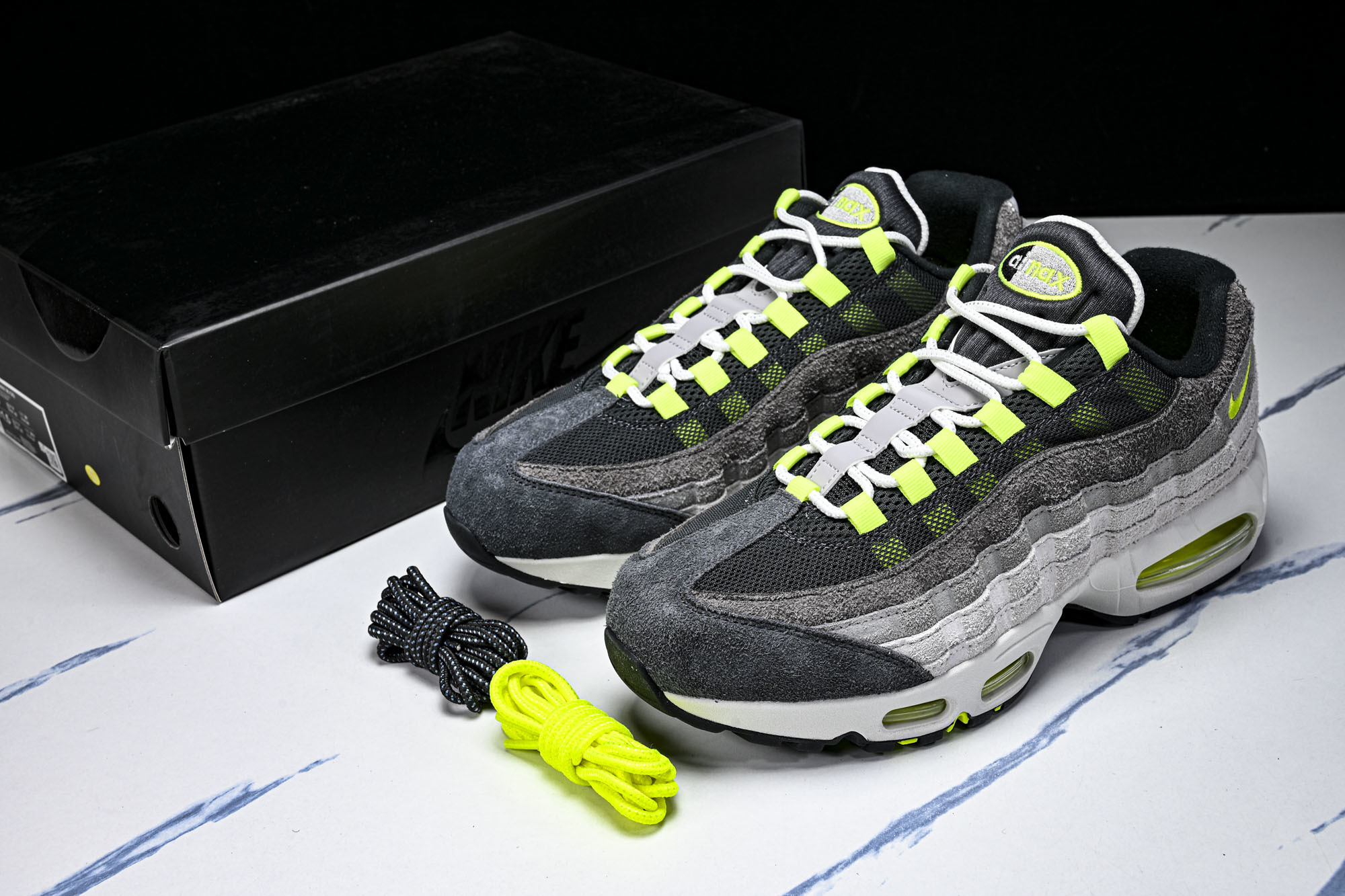 纯原外贸Nike Air Max 95 复古减震气垫跑鞋 HM4738 001 #YZ001-1 ✦原版1:1 制作 全 纯原外贸Nike Air Max 95 复古减震气垫跑鞋 HM4738 001 #YZ001-1 ✦原版1:1 制作 全