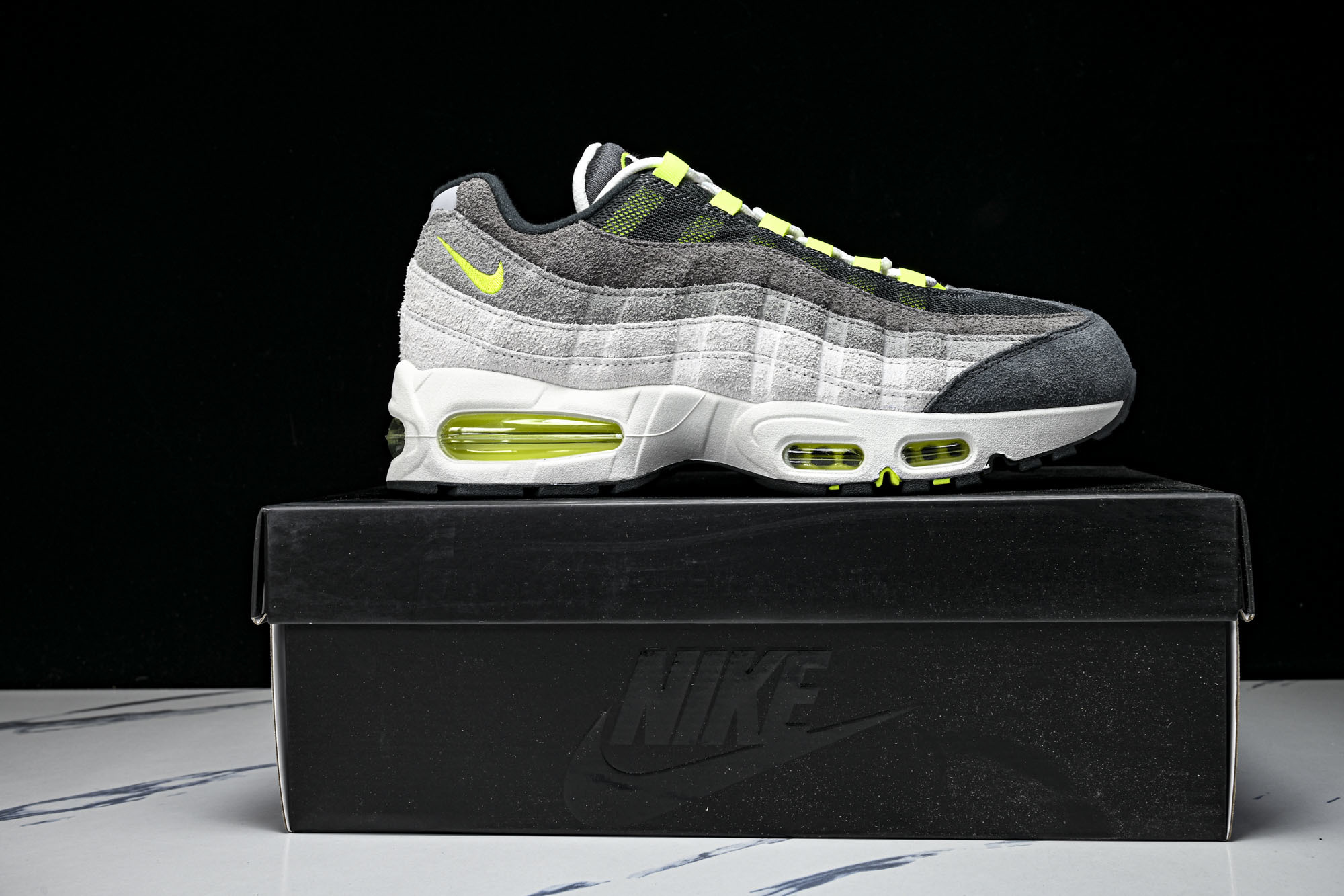 纯原外贸Nike Air Max 95 复古减震气垫跑鞋 HM4738 001 #YZ001-1 ✦原版1:1 制作 全 纯原外贸Nike Air Max 95 复古减震气垫跑鞋 HM4738 001 #YZ001-1 ✦原版1:1 制作 全