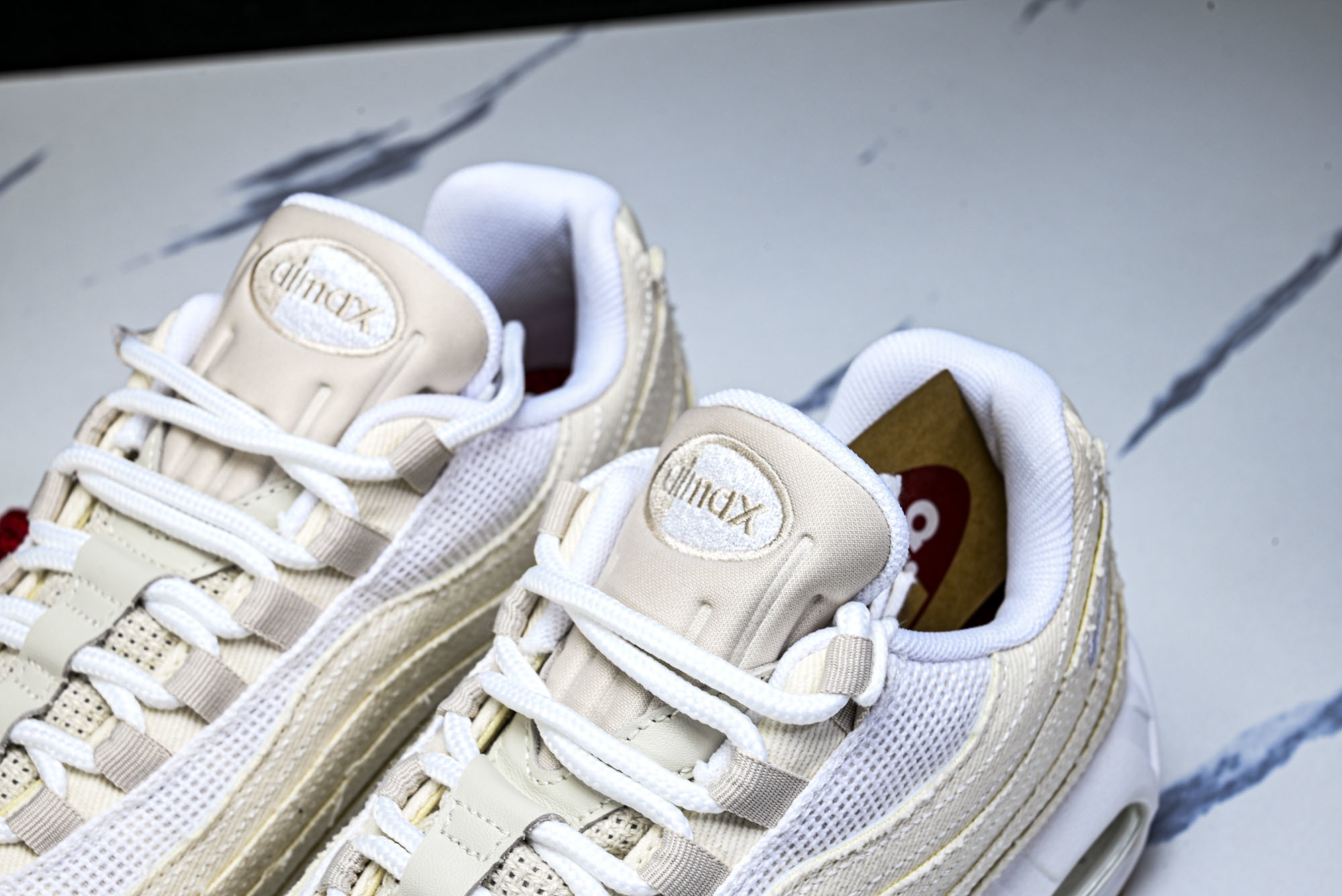 纯原外贸Nike Air Max 95 复古减震气垫跑鞋 HM4743 100 #YZ001-1 ✦原版1:1 制作 全 纯原外贸Nike Air Max 95 复古减震气垫跑鞋 HM4743 100 #YZ001-1 ✦原版1:1 制作 全