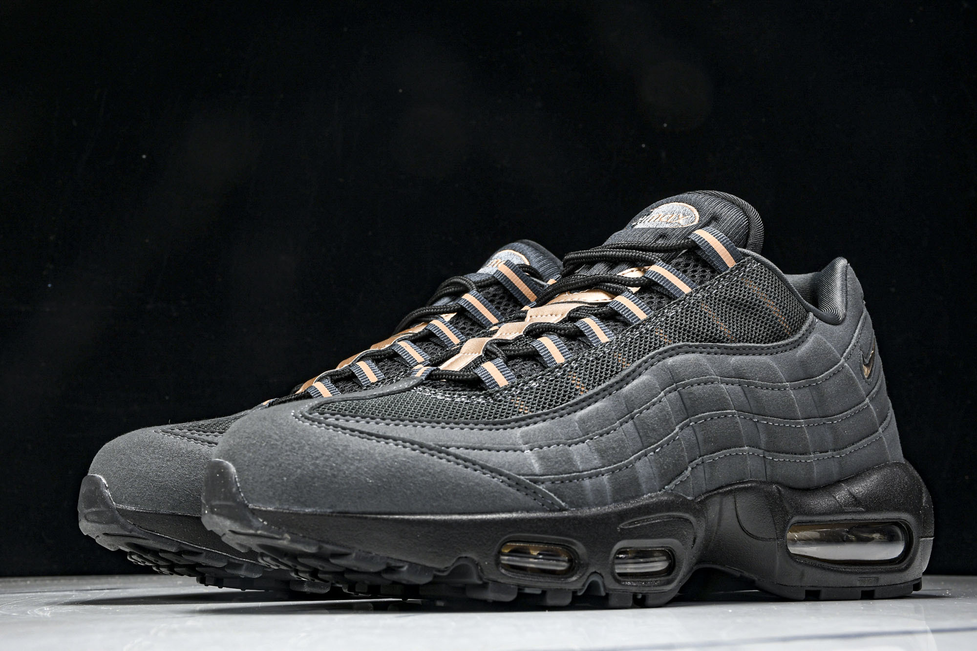 纯原外贸Nike Air Max 95 复古减震气垫跑鞋 HQ6457-001 #YZ001-1 ✦原版1:1 制作 全 纯原外贸Nike Air Max 95 复古减震气垫跑鞋 HQ6457-001 #YZ001-1 ✦原版1:1 制作 全