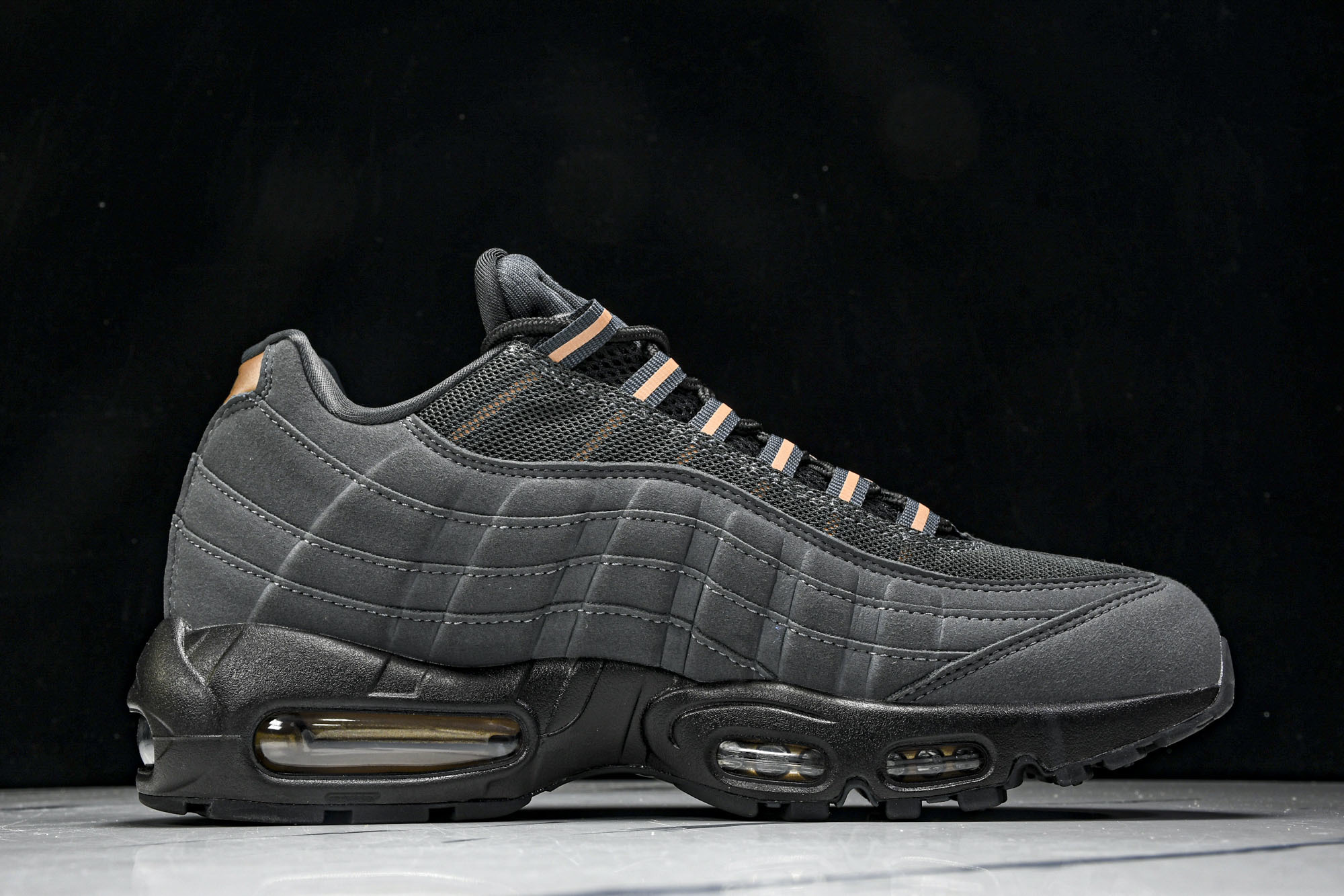 纯原外贸Nike Air Max 95 复古减震气垫跑鞋 HQ6457-001 #YZ001-1 ✦原版1:1 制作 全 纯原外贸Nike Air Max 95 复古减震气垫跑鞋 HQ6457-001 #YZ001-1 ✦原版1:1 制作 全
