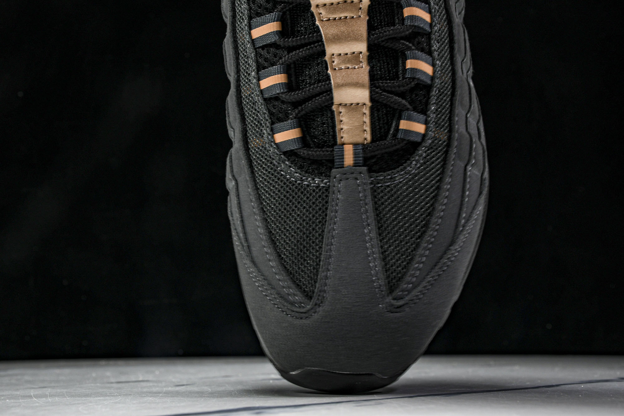 纯原外贸Nike Air Max 95 复古减震气垫跑鞋 HQ6457-001 #YZ001-1 ✦原版1:1 制作 全 纯原外贸Nike Air Max 95 复古减震气垫跑鞋 HQ6457-001 #YZ001-1 ✦原版1:1 制作 全