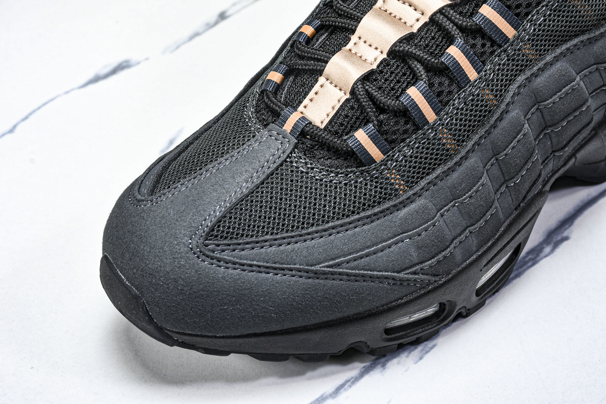 纯原外贸Nike Air Max 95 复古减震气垫跑鞋 HQ6457-001 #YZ001-1 ✦原版1:1 制作 全 纯原外贸Nike Air Max 95 复古减震气垫跑鞋 HQ6457-001 #YZ001-1 ✦原版1:1 制作 全
