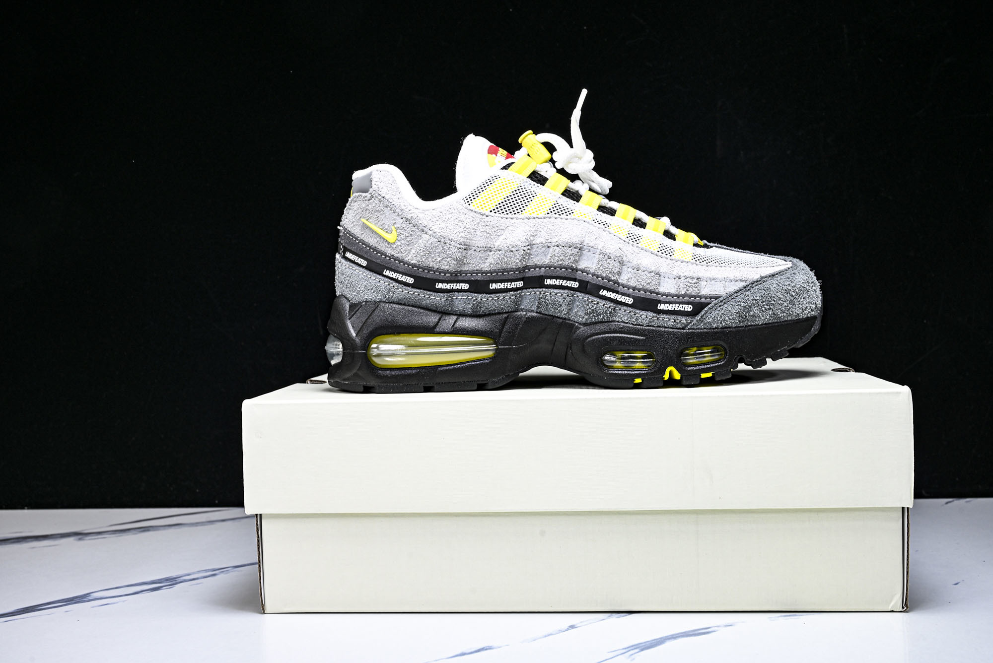 纯原外贸Nike Air Max 95 复古减震气垫跑鞋 IB4523-002 #YZ001-1 ✦原版1:1 制作 全 纯原外贸Nike Air Max 95 复古减震气垫跑鞋 IB4523-002 #YZ001-1 ✦原版1:1 制作 全