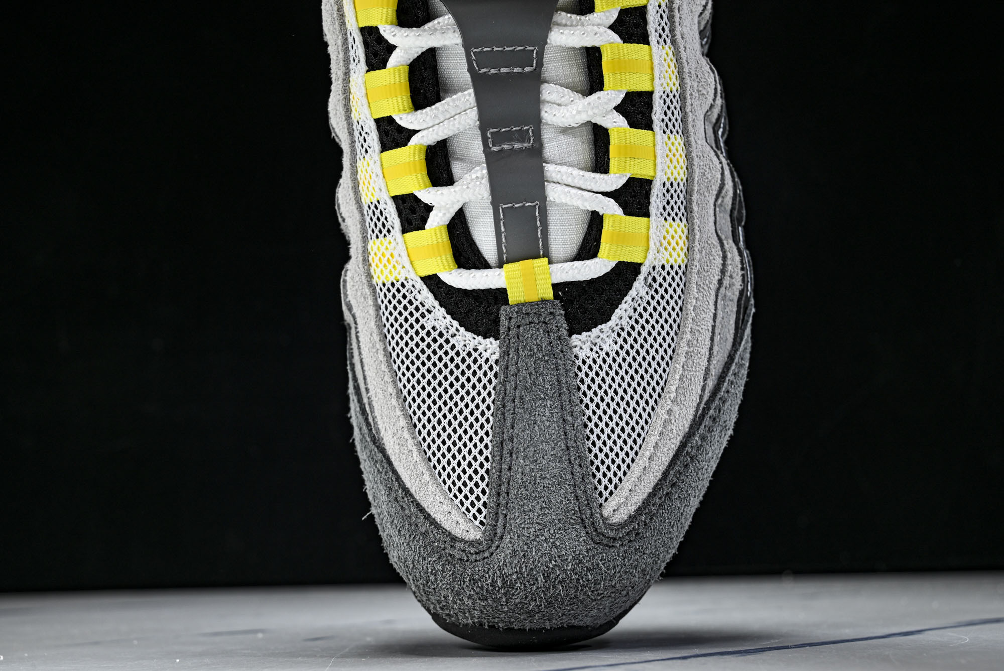 纯原外贸Nike Air Max 95 复古减震气垫跑鞋 IB4523-002 #YZ001-1 ✦原版1:1 制作 全 纯原外贸Nike Air Max 95 复古减震气垫跑鞋 IB4523-002 #YZ001-1 ✦原版1:1 制作 全