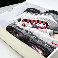 纯原外贸Nike Air Max 95 复古减震气垫跑鞋 IB4523-003 #YZ001-1 ✦原版1:1 制作 全 纯原外贸Nike Air Max 95 复古减震气垫跑鞋 IB4523-003 #YZ001-1 ✦原版1:1 制作 全
