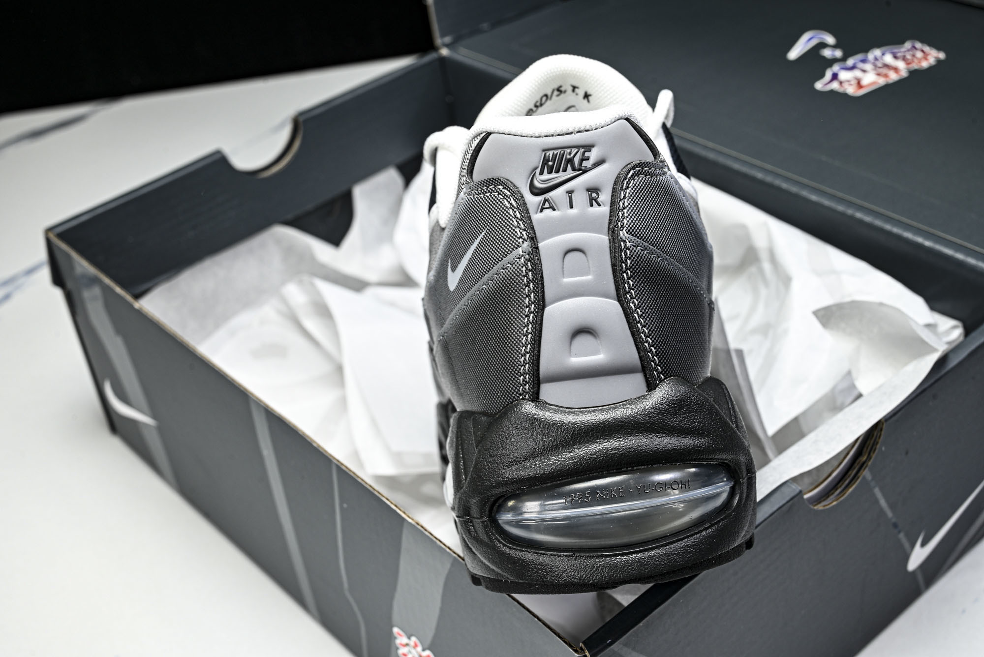 纯原外贸Nike Air Max 95 复古减震气垫跑鞋 II7404-100 #YZ001-1 ✦原版1:1 制作 全 纯原外贸Nike Air Max 95 复古减震气垫跑鞋 II7404-100 #YZ001-1 ✦原版1:1 制作 全
