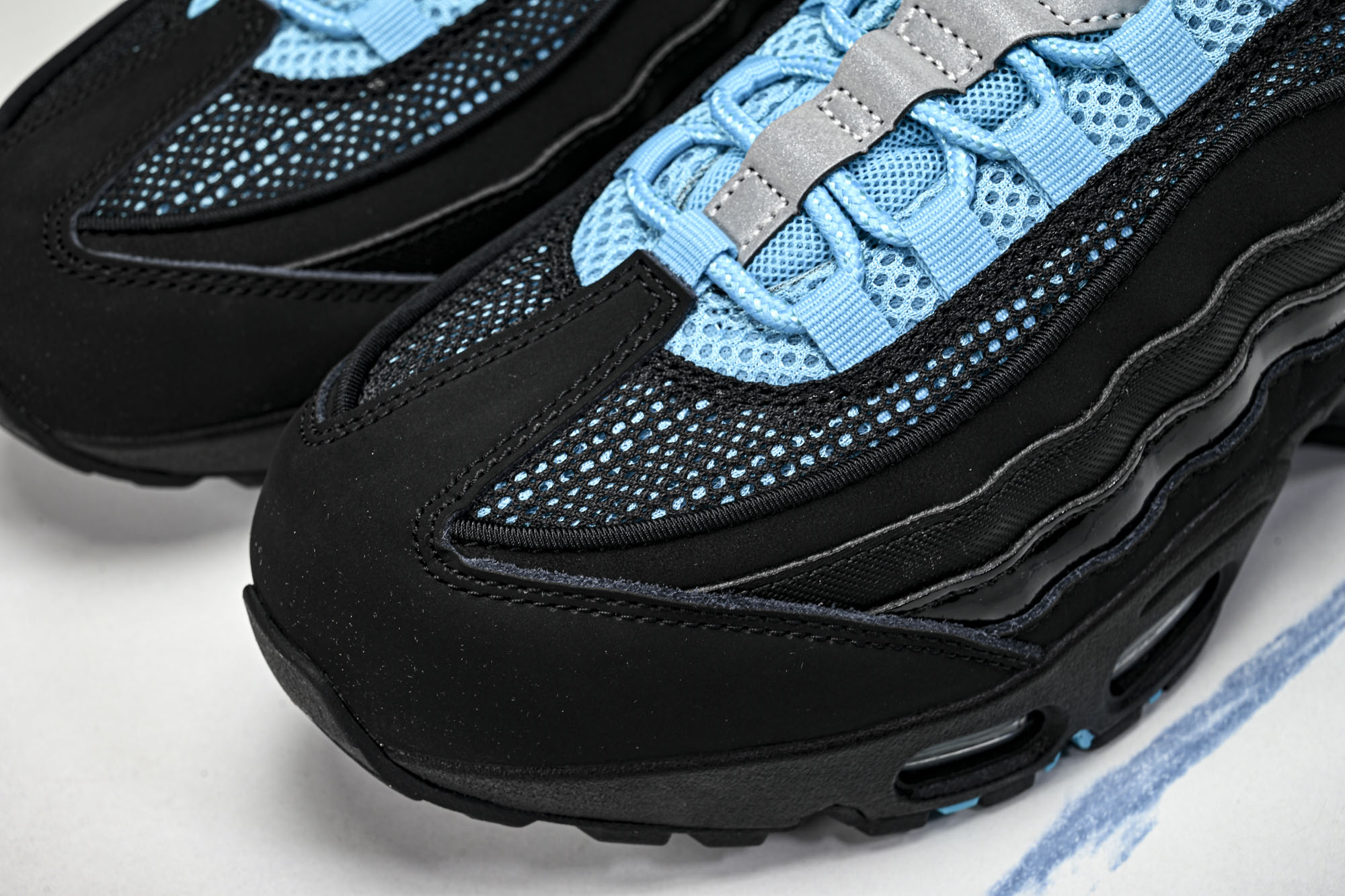纯原外贸Nike Air Max 95 复古减震气垫跑鞋 IM4691-001 #YZ001-1 ✦原版1:1 制作 全 纯原外贸Nike Air Max 95 复古减震气垫跑鞋 IM4691-001 #YZ001-1 ✦原版1:1 制作 全