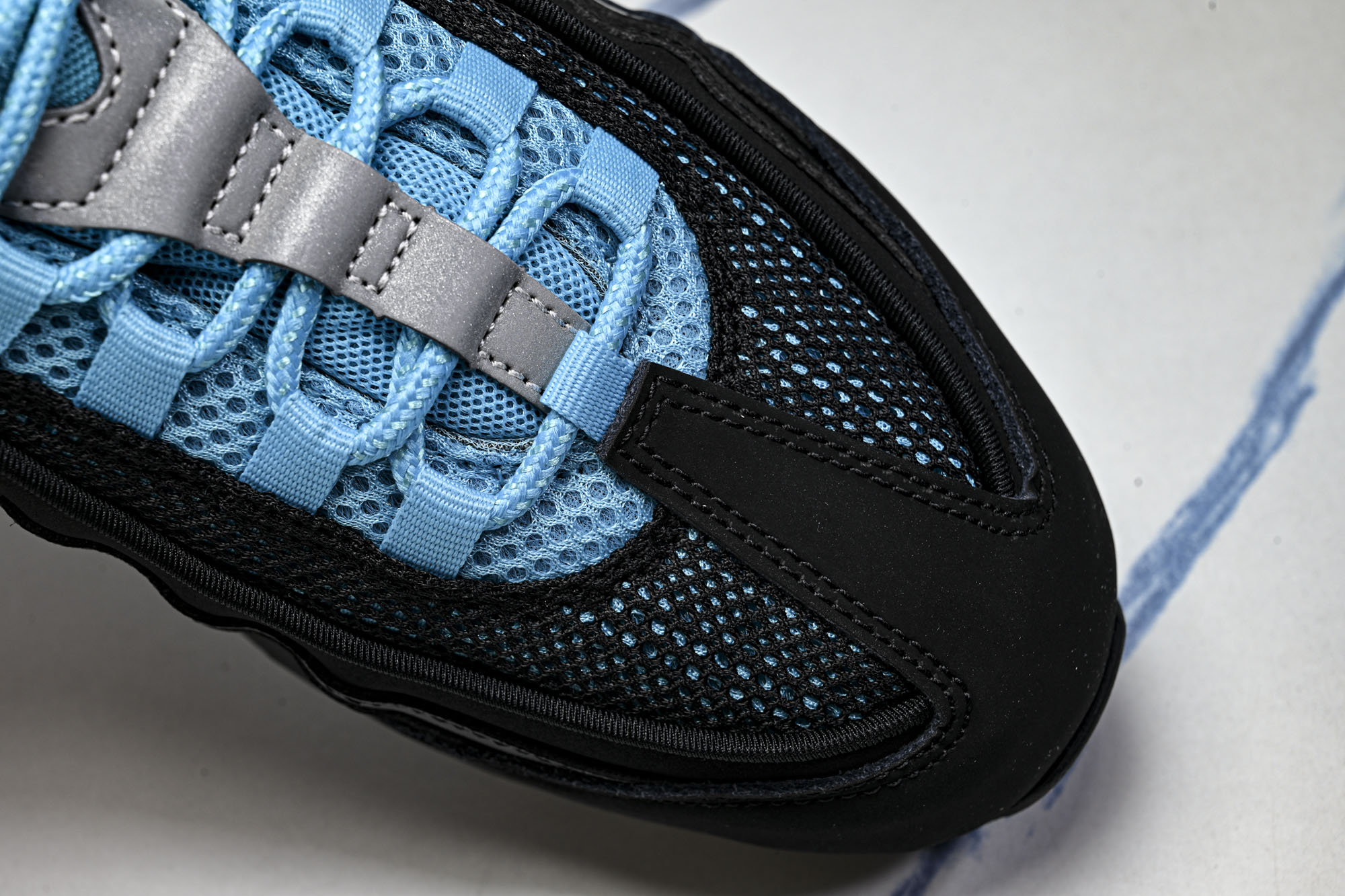 纯原外贸Nike Air Max 95 复古减震气垫跑鞋 IM4691-001 #YZ001-1 ✦原版1:1 制作 全 纯原外贸Nike Air Max 95 复古减震气垫跑鞋 IM4691-001 #YZ001-1 ✦原版1:1 制作 全