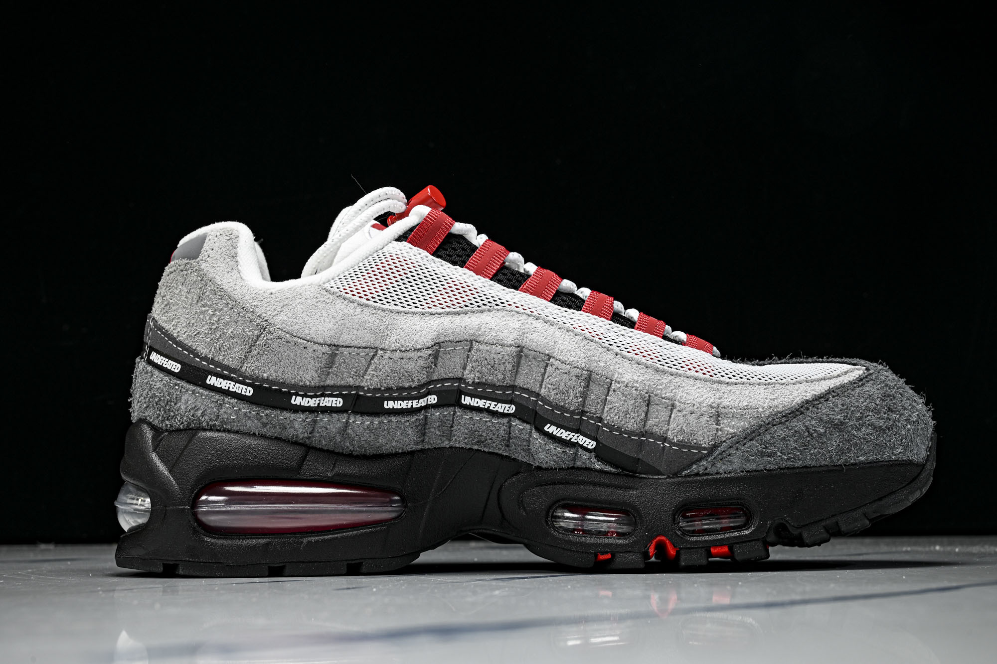 纯原外贸Nike Air Max 95 复古减震气垫跑鞋B4523-003 #YZ001-1 ✦原版1:1 制作 全套私 纯原外贸Nike Air Max 95 复古减震气垫跑鞋B4523-003 #YZ001-1 ✦原版1:1 制作 全套私