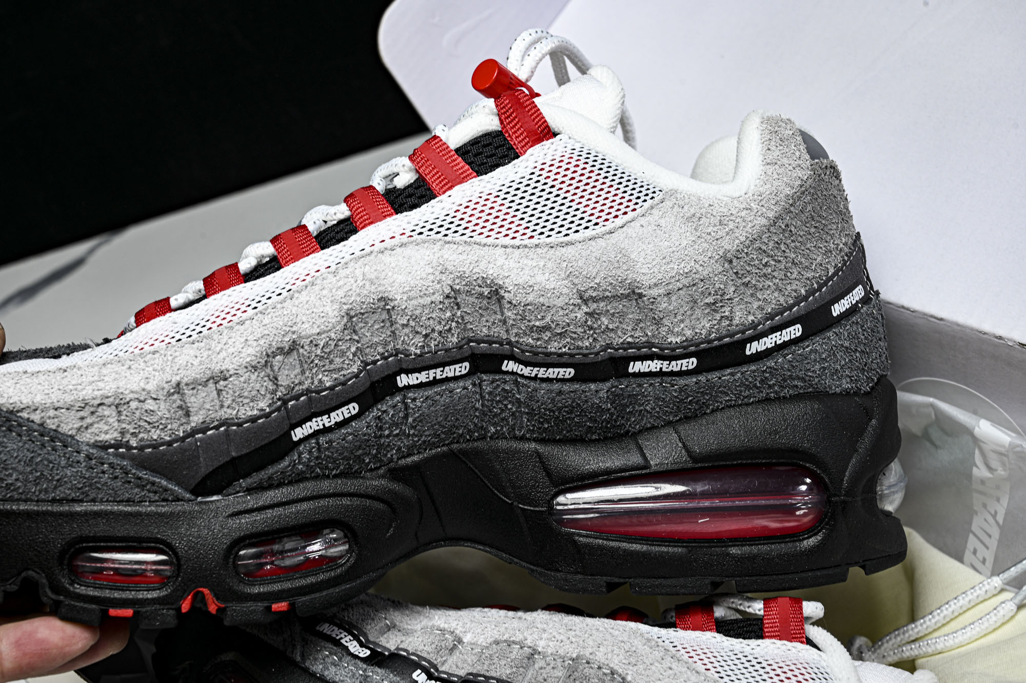 纯原外贸Nike Air Max 95 复古减震气垫跑鞋B4523-003 #YZ001-1 ✦原版1:1 制作 全套私 纯原外贸Nike Air Max 95 复古减震气垫跑鞋B4523-003 #YZ001-1 ✦原版1:1 制作 全套私