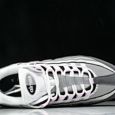 纯原外贸Nike Air Max 95 复古减震气垫跑鞋CJ0588-001 #YZ001-1 ✦原版1:1 制作 全套 纯原外贸Nike Air Max 95 复古减震气垫跑鞋CJ0588-001 #YZ001-1 ✦原版1:1 制作 全套
