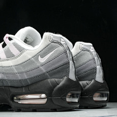 纯原外贸Nike Air Max 95 复古减震气垫跑鞋CJ0588-001 #YZ001-1 ✦原版1:1 制作 全套 纯原外贸Nike Air Max 95 复古减震气垫跑鞋CJ0588-001 #YZ001-1 ✦原版1:1 制作 全套