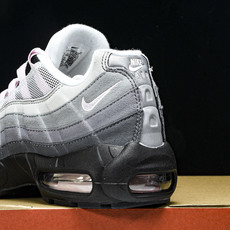 纯原外贸Nike Air Max 95 复古减震气垫跑鞋CJ0588-001 #YZ001-1 ✦原版1:1 制作 全套 纯原外贸Nike Air Max 95 复古减震气垫跑鞋CJ0588-001 #YZ001-1 ✦原版1:1 制作 全套