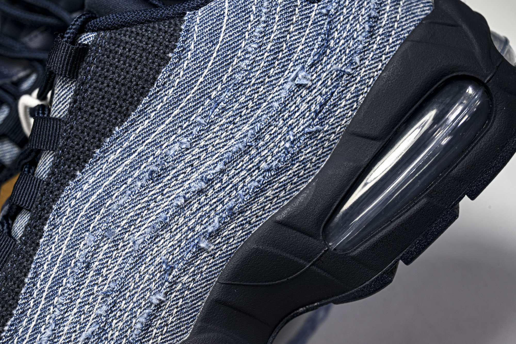 纯原外贸Nike Air Max 95 复古减震气垫跑鞋HM4743-400 #YZ001-1 ✦原版1:1 制作 全套 纯原外贸Nike Air Max 95 复古减震气垫跑鞋HM4743-400 #YZ001-1 ✦原版1:1 制作 全套