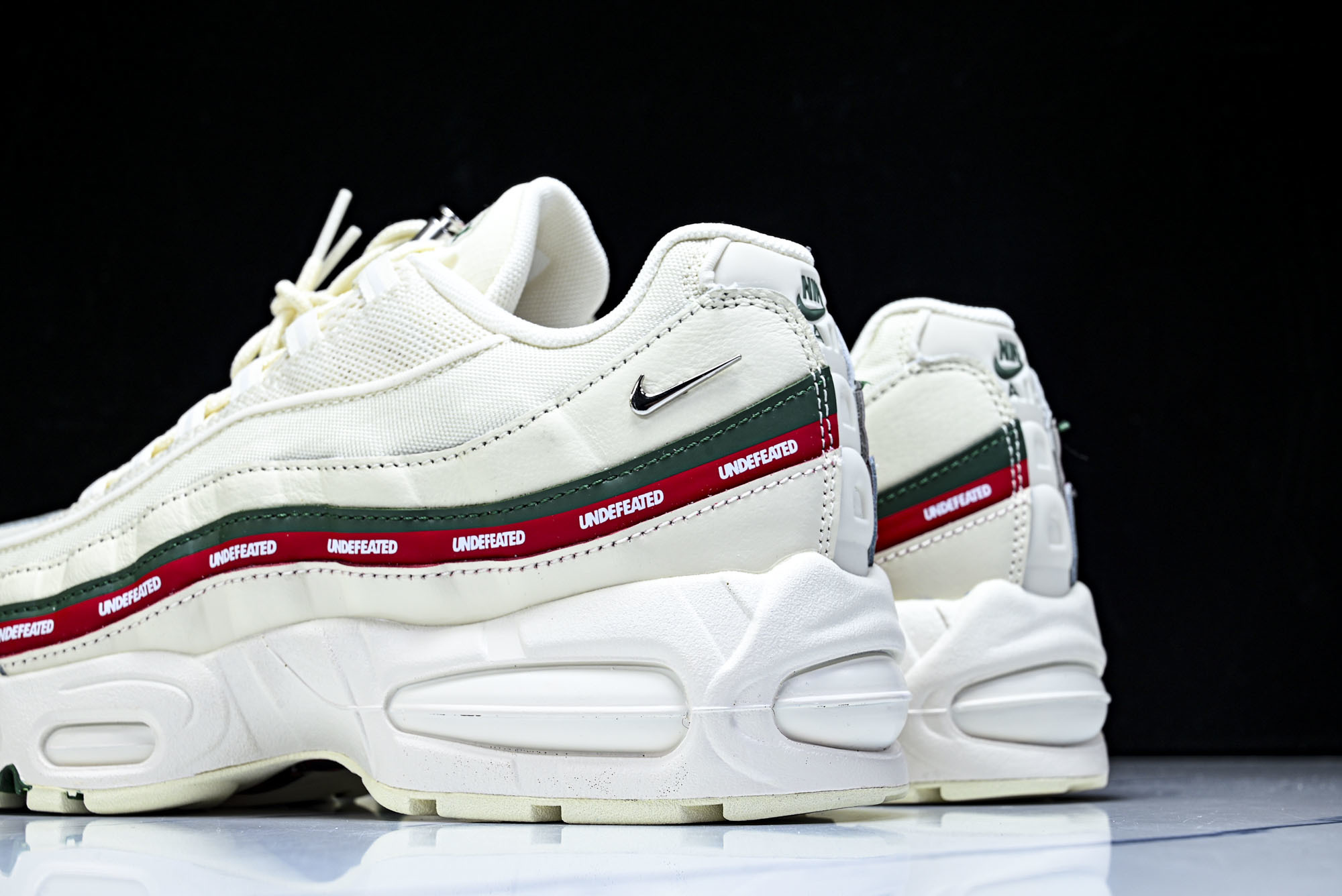 纯原外贸Undefeated x Nike Air Max 95 SP 联名款 复古减震气垫跑鞋 IB4453-100 