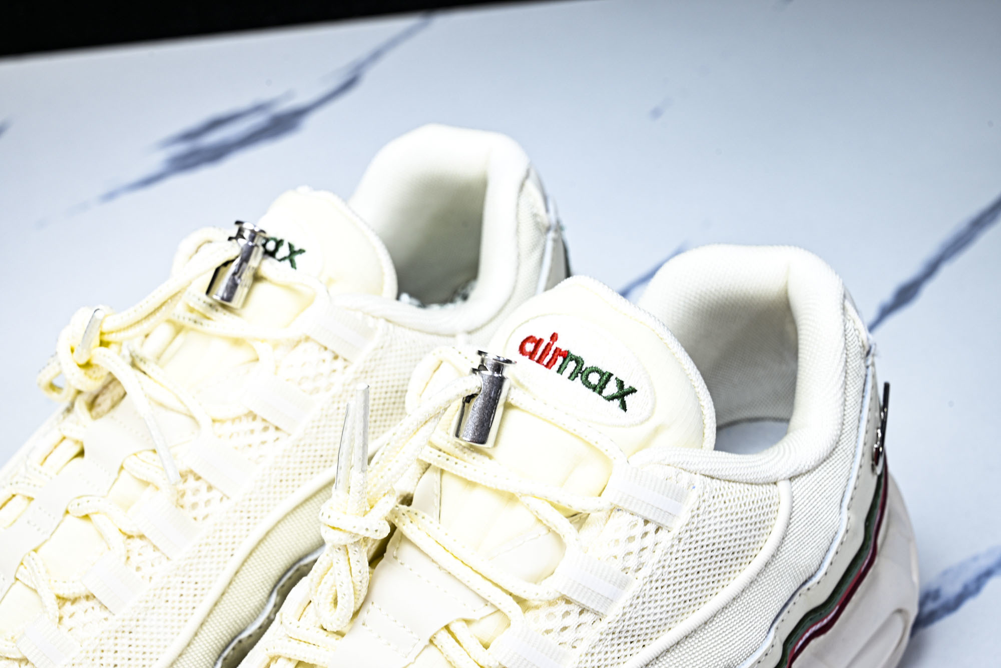 纯原外贸Undefeated x Nike Air Max 95 SP 联名款 复古减震气垫跑鞋 IB4453-100 