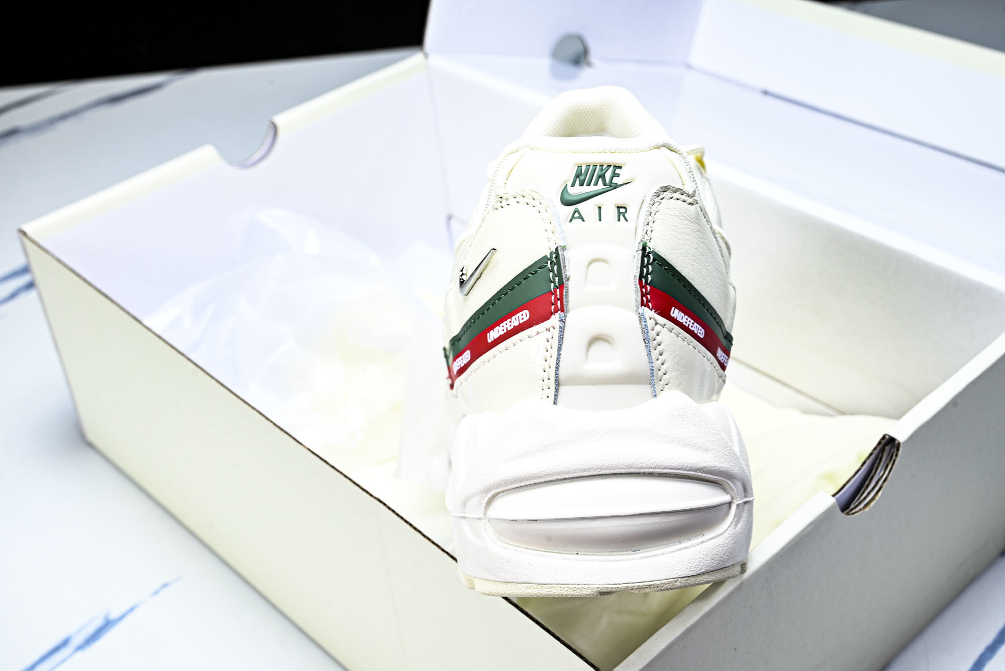 纯原外贸Undefeated x Nike Air Max 95 SP 联名款 复古减震气垫跑鞋 IB4453-100 