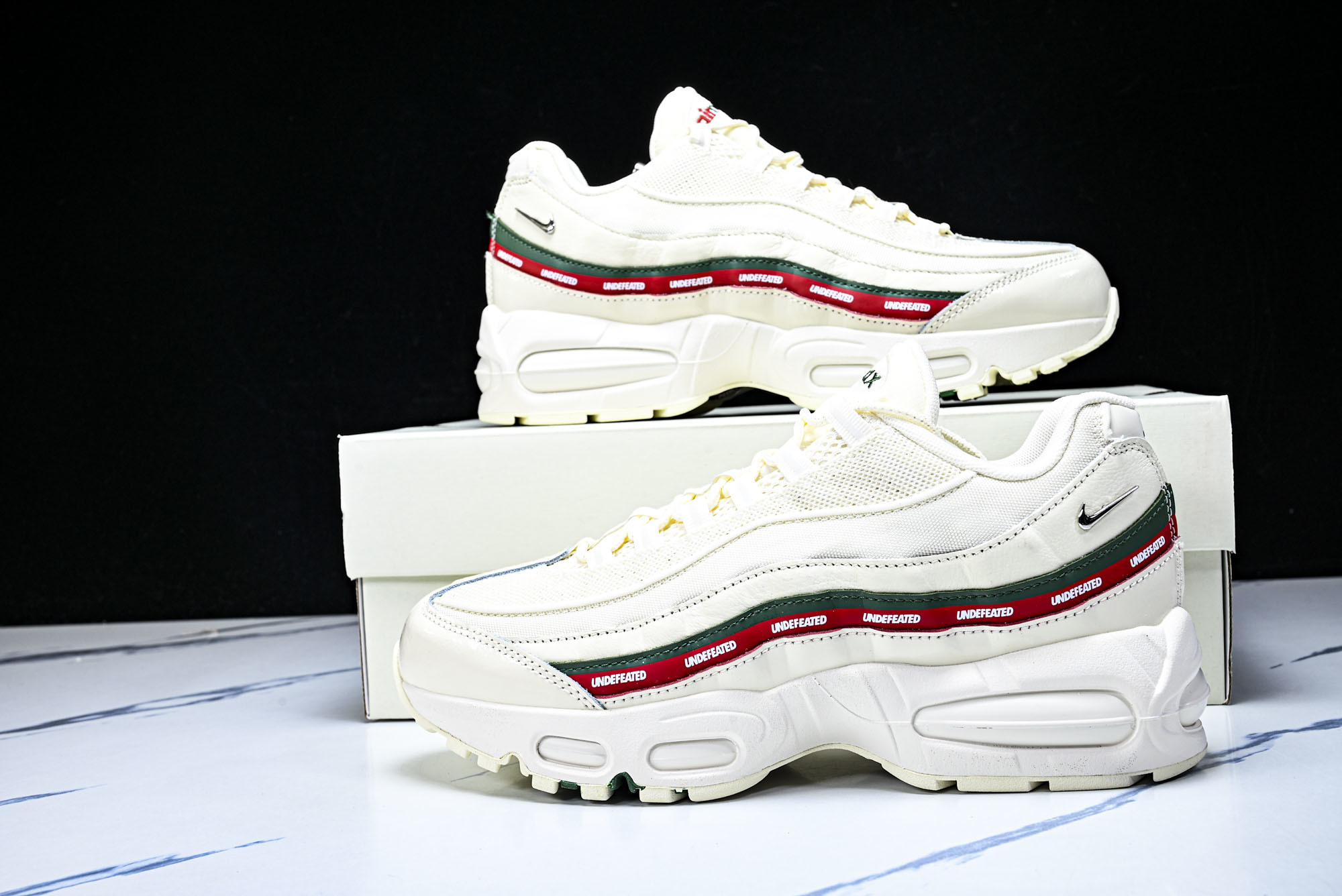 纯原外贸Undefeated x Nike Air Max 95 SP 联名款 复古减震气垫跑鞋 IB4453-100 