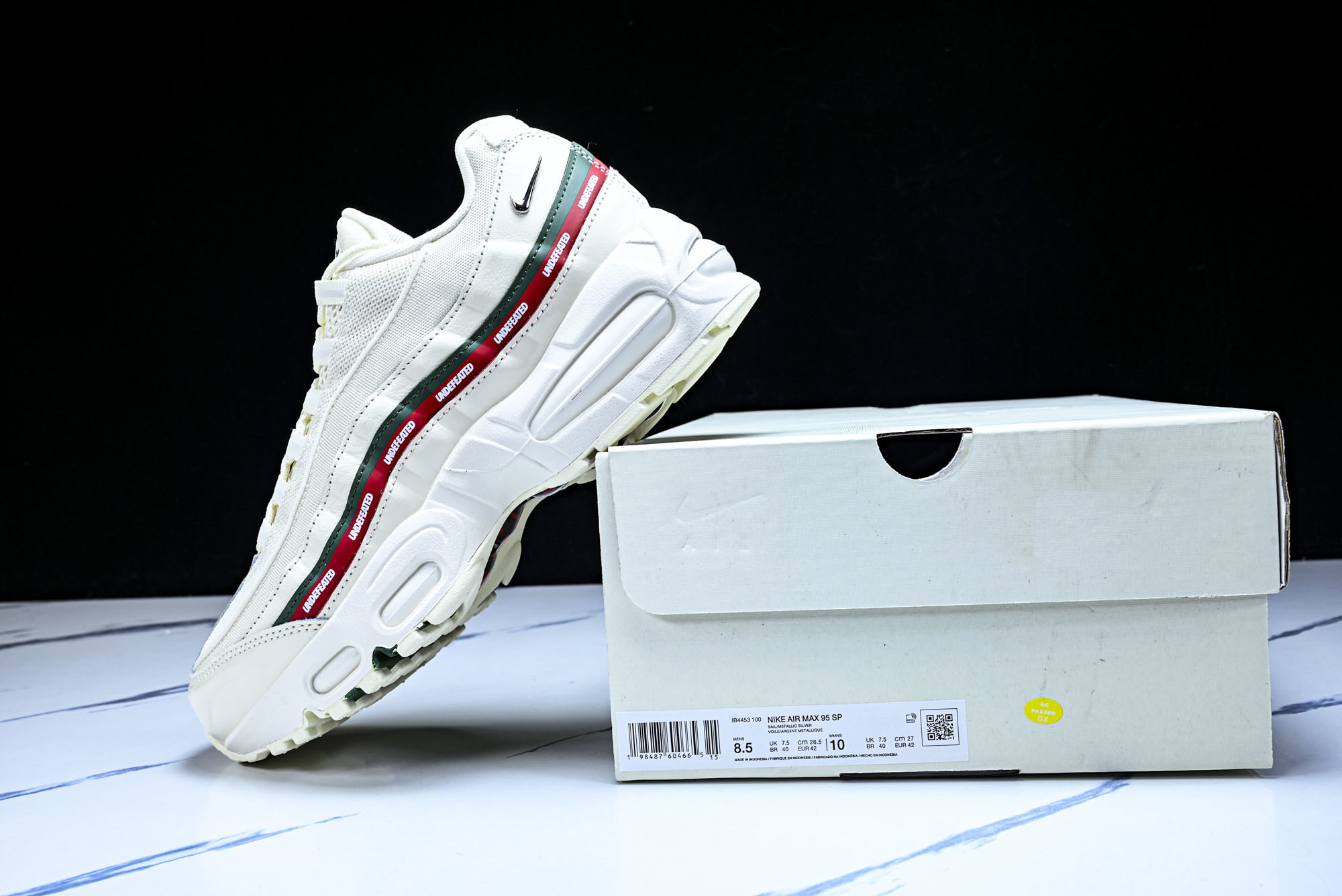 纯原外贸Undefeated x Nike Air Max 95 SP 联名款 复古减震气垫跑鞋 IB4453-100 