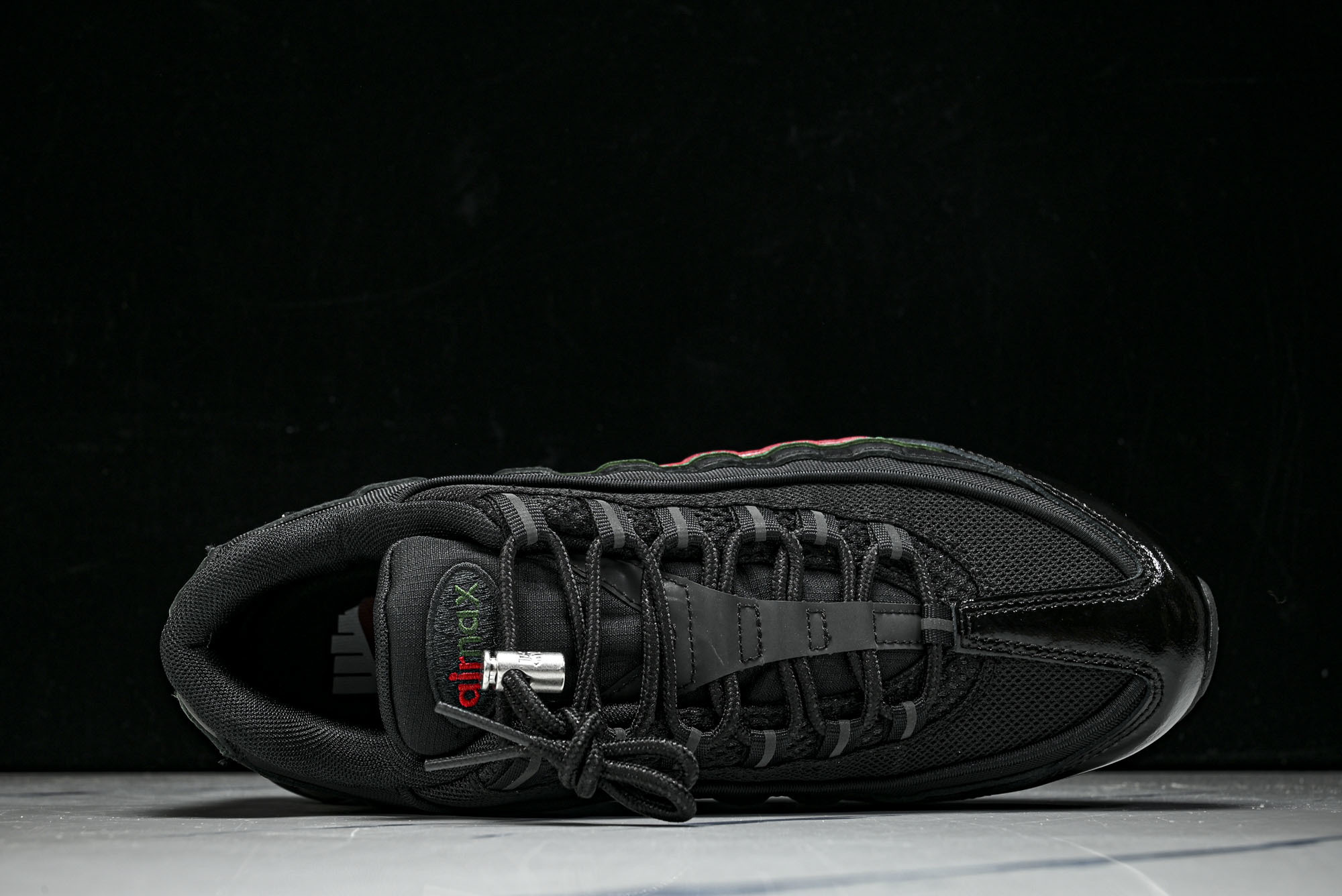 纯原外贸Undefeated x Nike Air Max 95 SP 联名款 复古减震气垫跑鞋IB4453-001 #