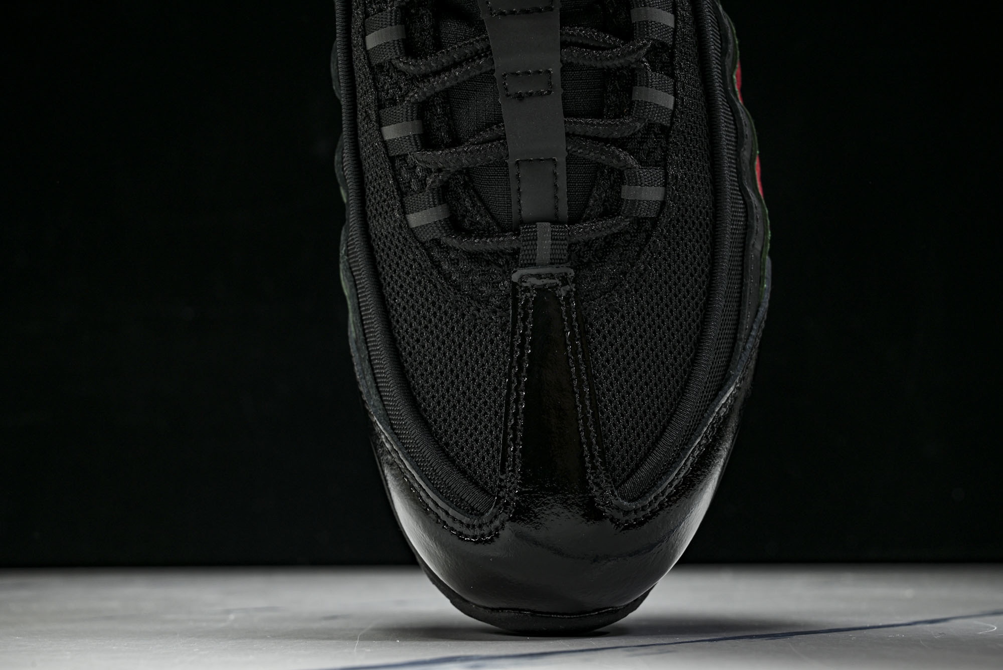 纯原外贸Undefeated x Nike Air Max 95 SP 联名款 复古减震气垫跑鞋IB4453-001 #