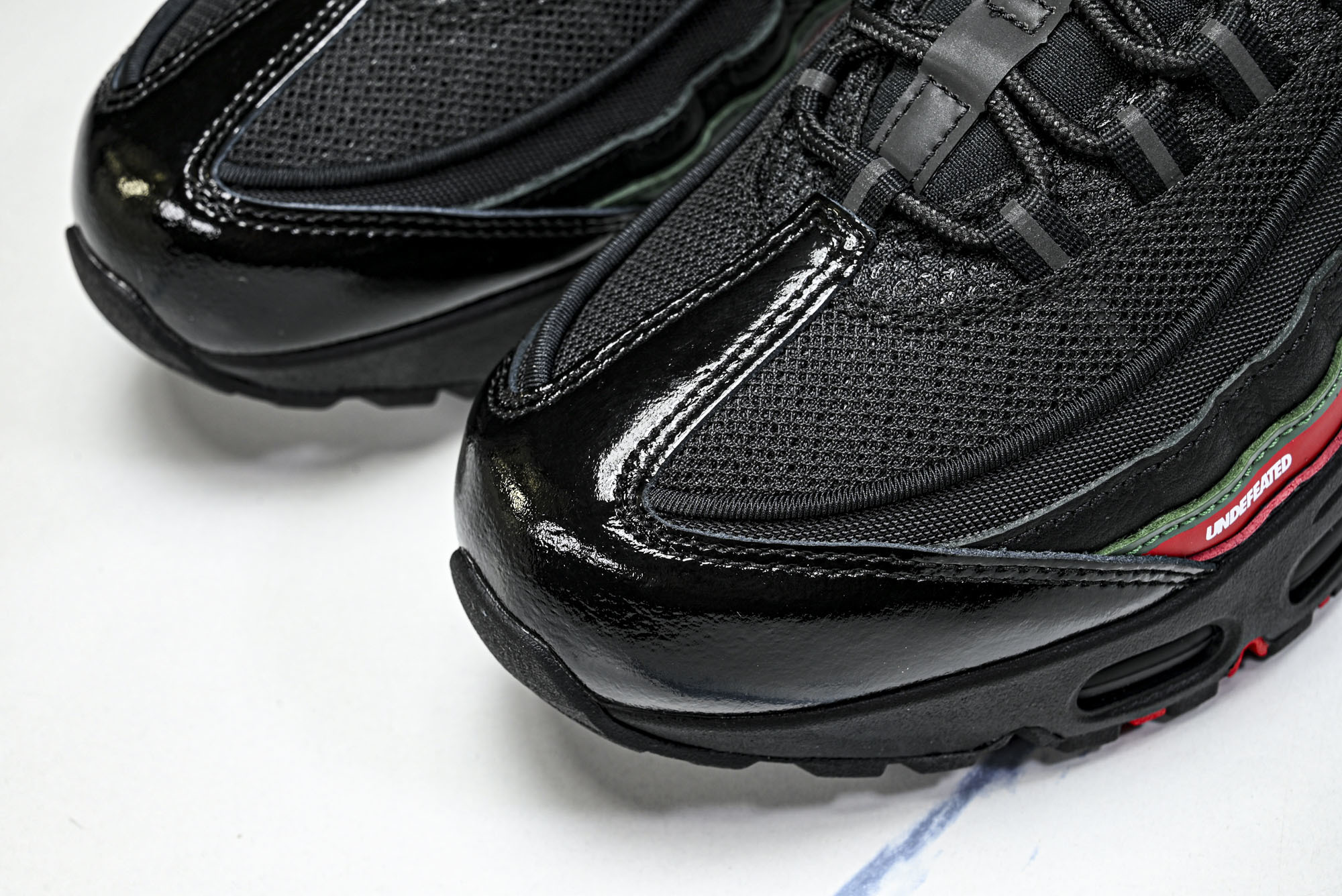 纯原外贸Undefeated x Nike Air Max 95 SP 联名款 复古减震气垫跑鞋IB4453-001 #